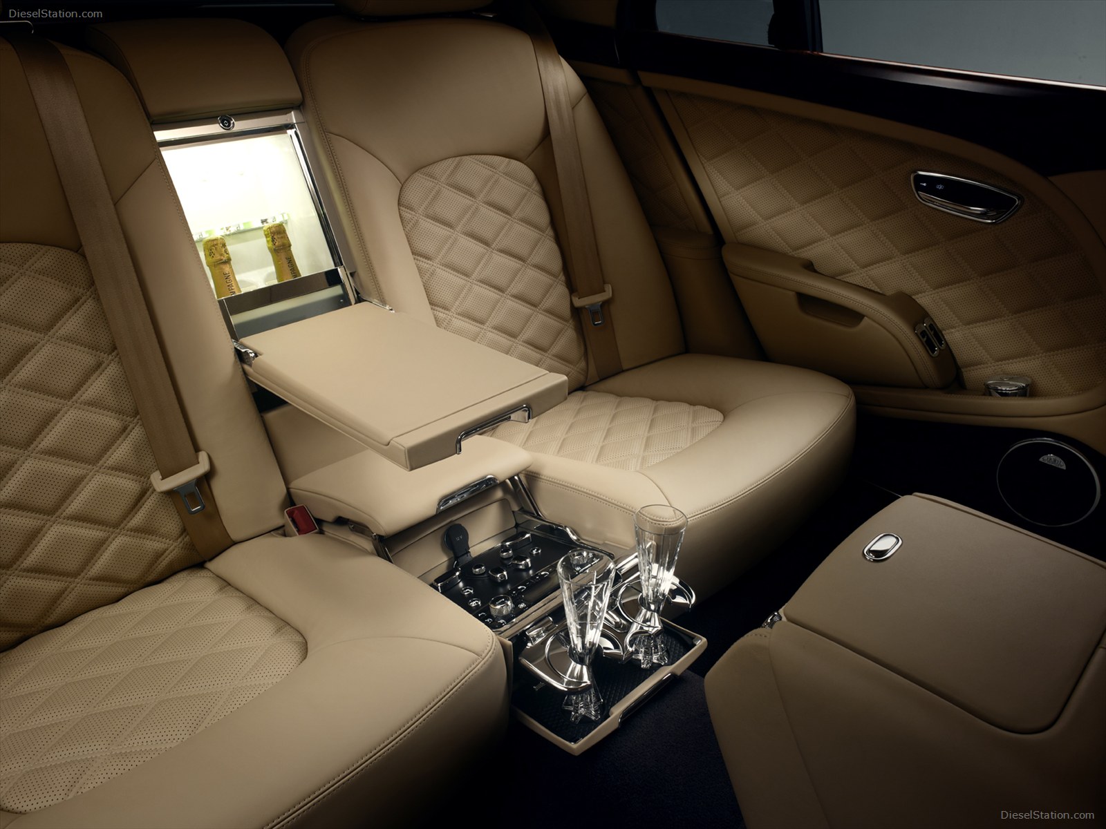 Bentley Mulsanne Mulliner 2013