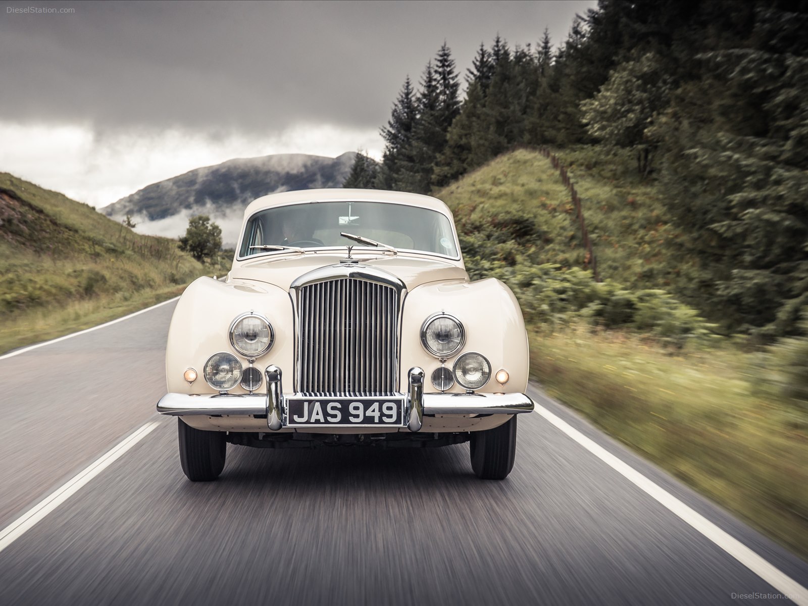 Bentley R-Type Continental 1953