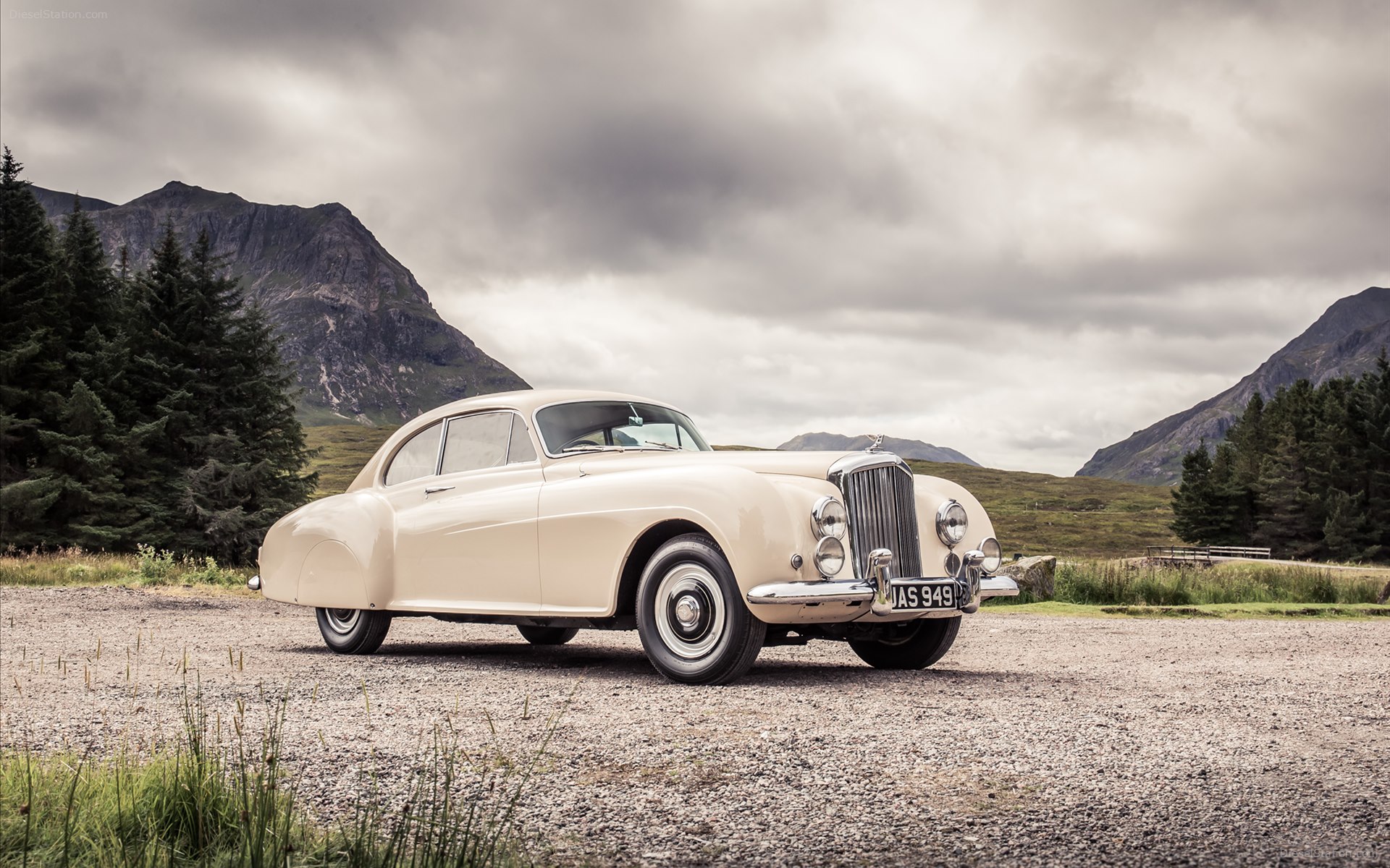 Bentley R-Type Continental 1953