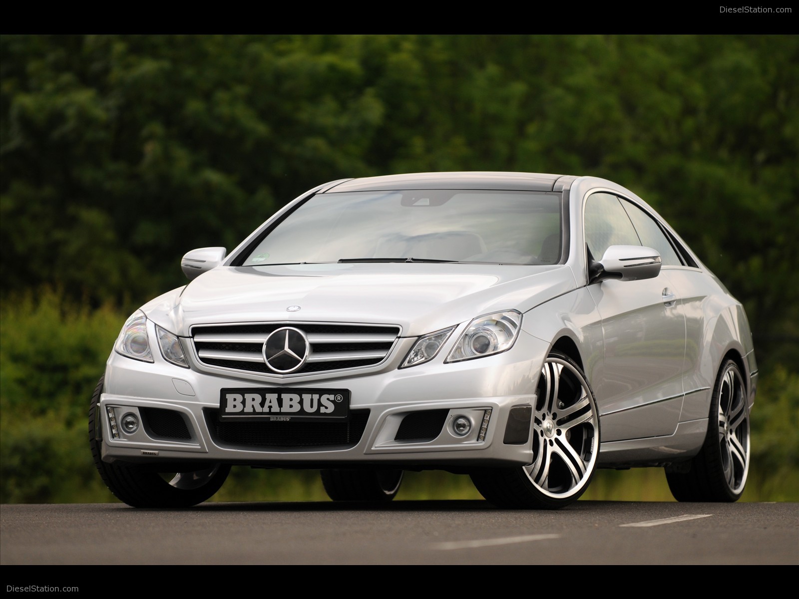 2010 Brabus Mercedes Benz E-Class Coupe
