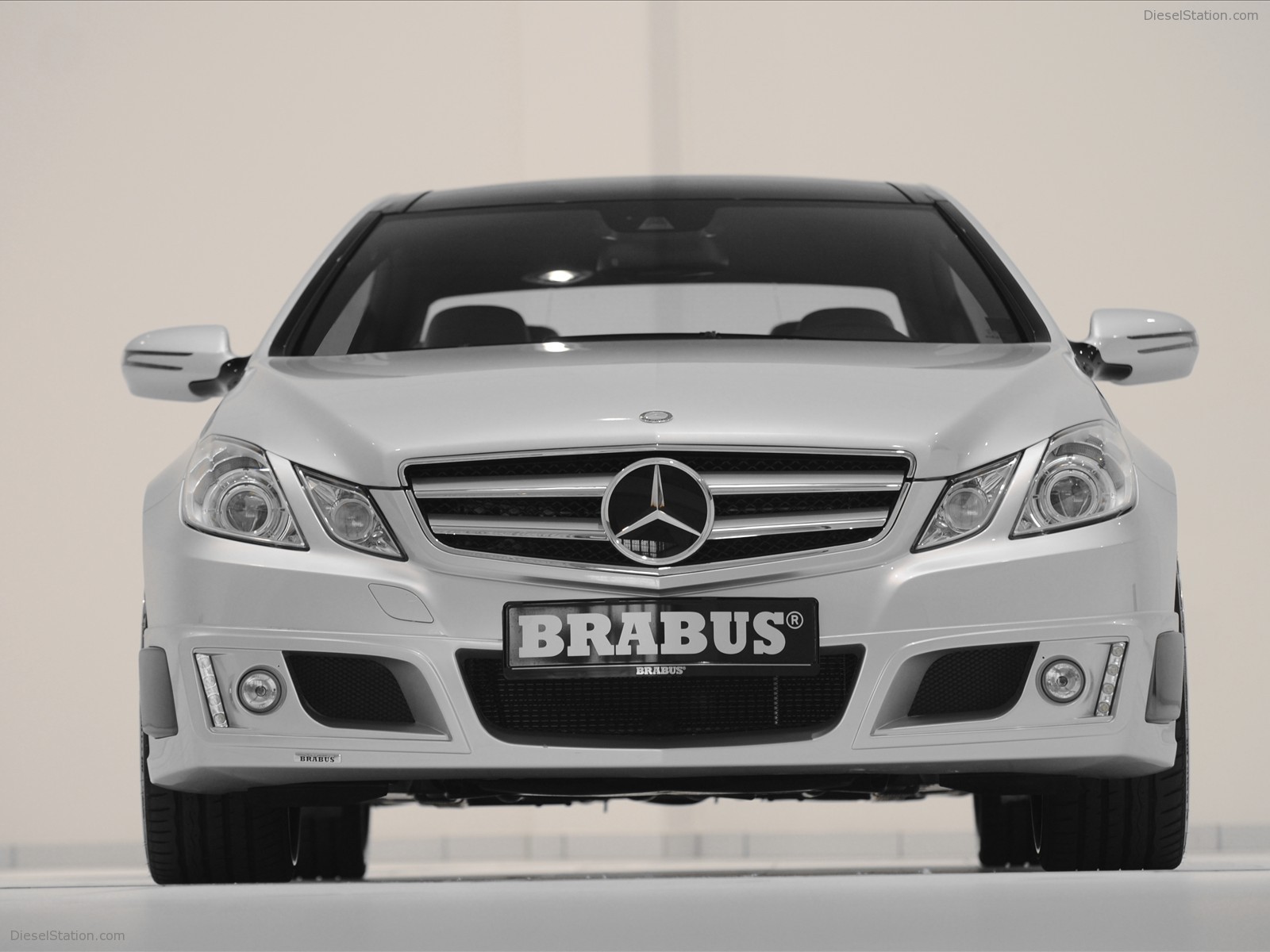 2010 Brabus Mercedes Benz E-Class Coupe