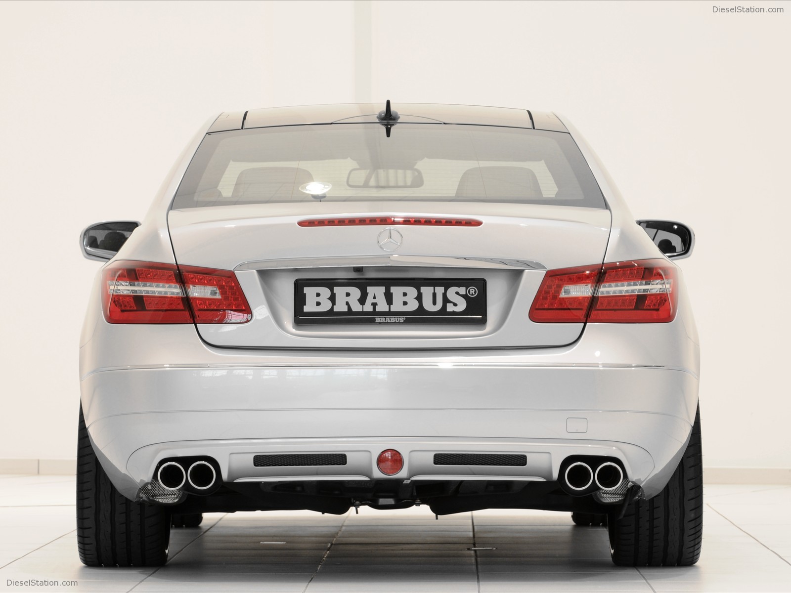 2010 Brabus Mercedes Benz E-Class Coupe