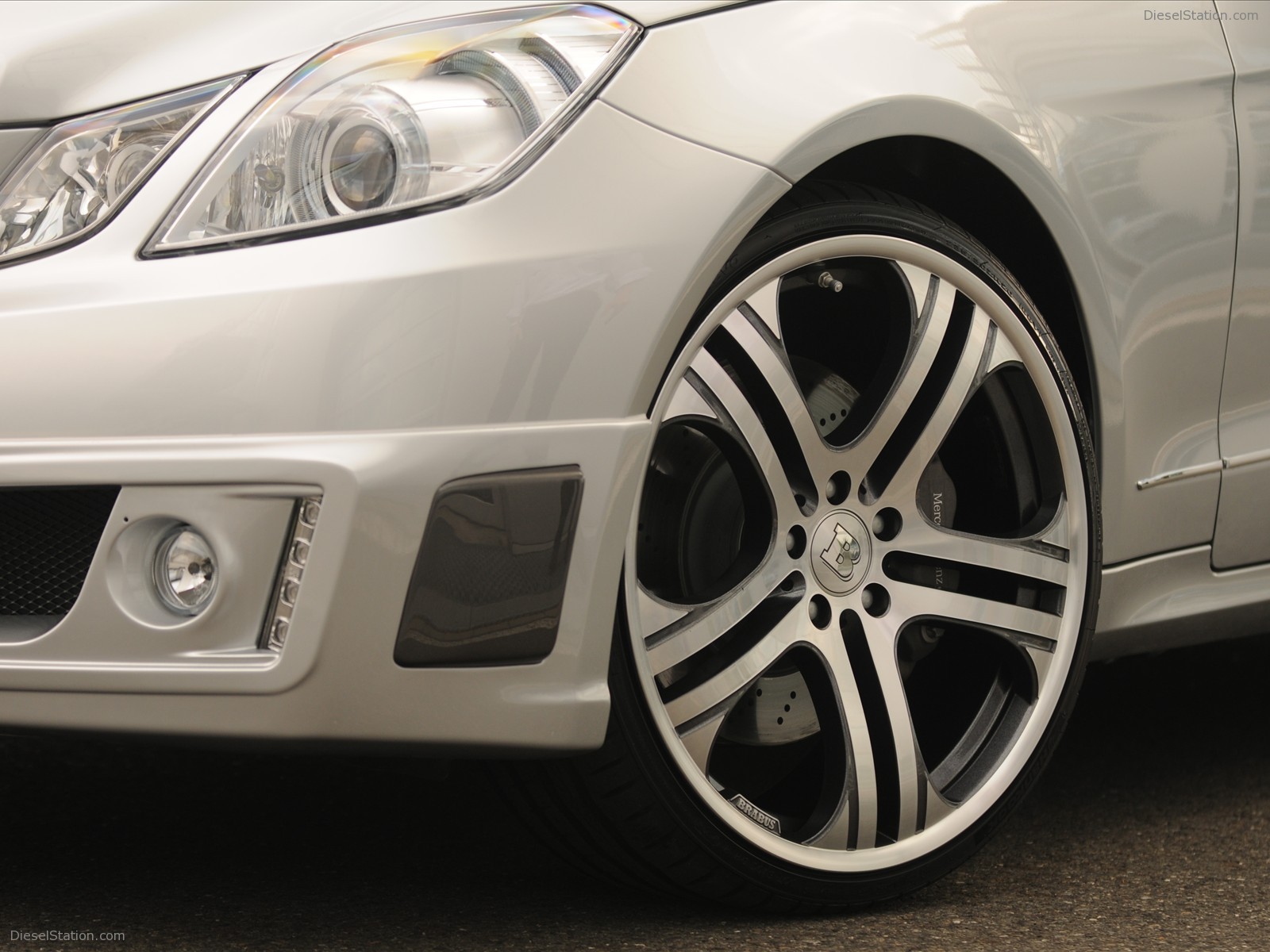 2010 Brabus Mercedes Benz E-Class Coupe