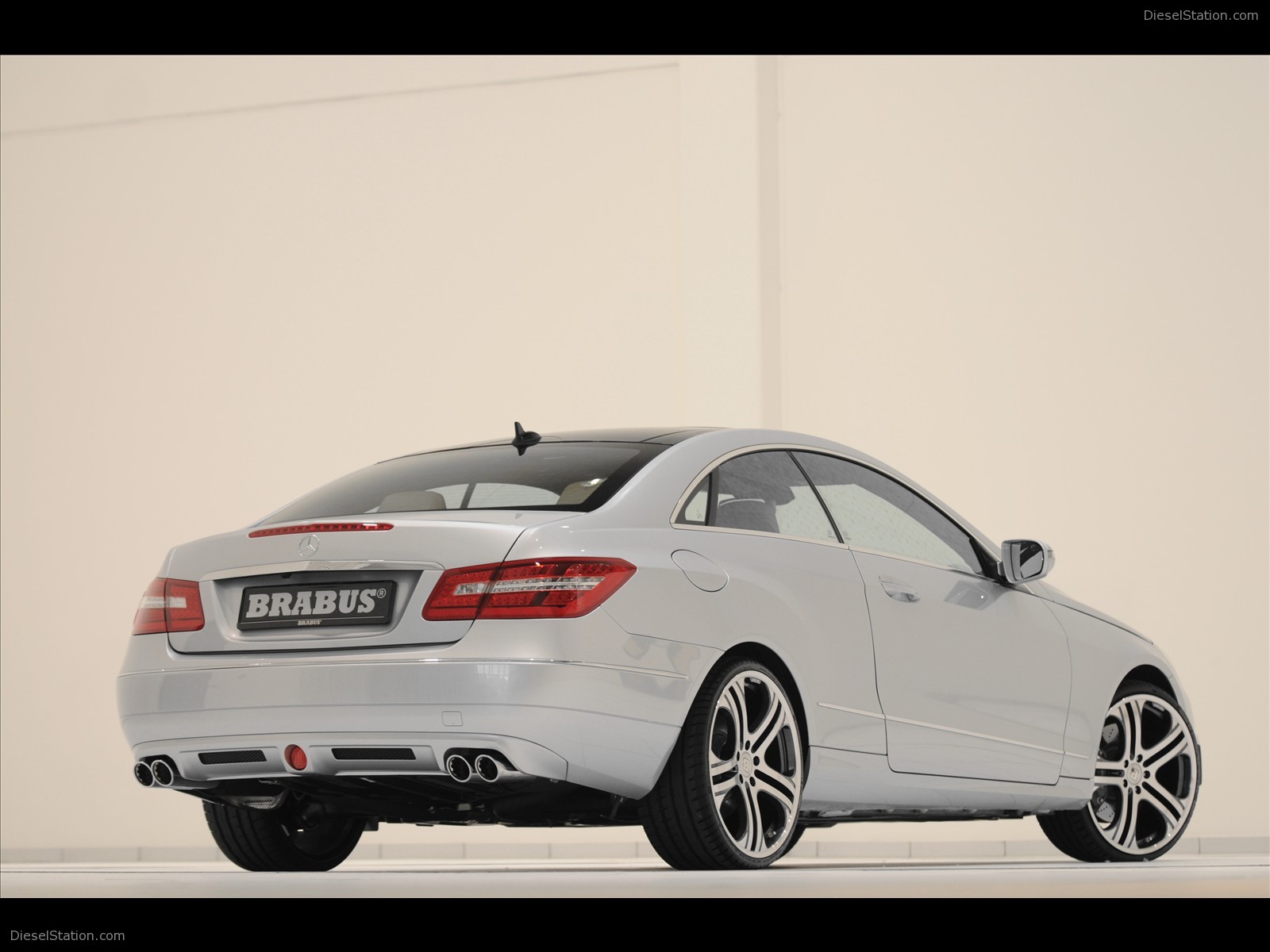 2010 Brabus Mercedes Benz E-Class Coupe