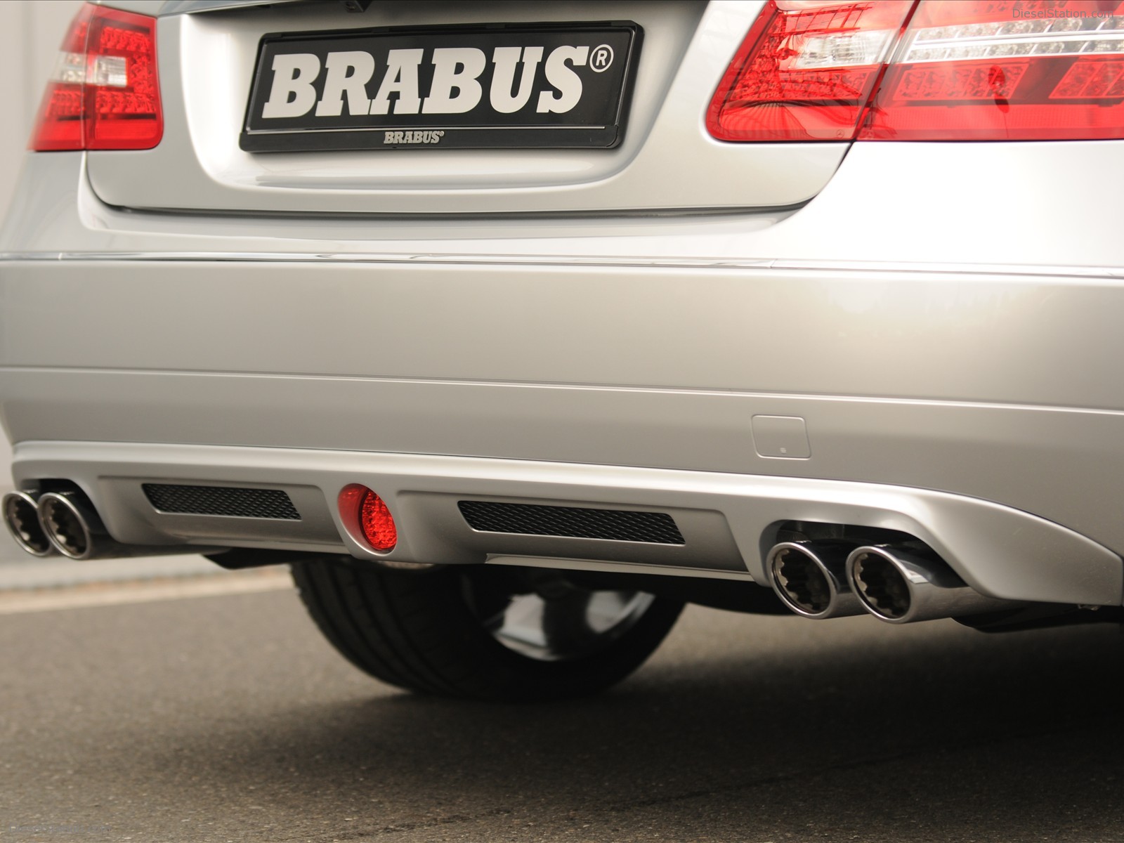 2010 Brabus Mercedes Benz E-Class Coupe