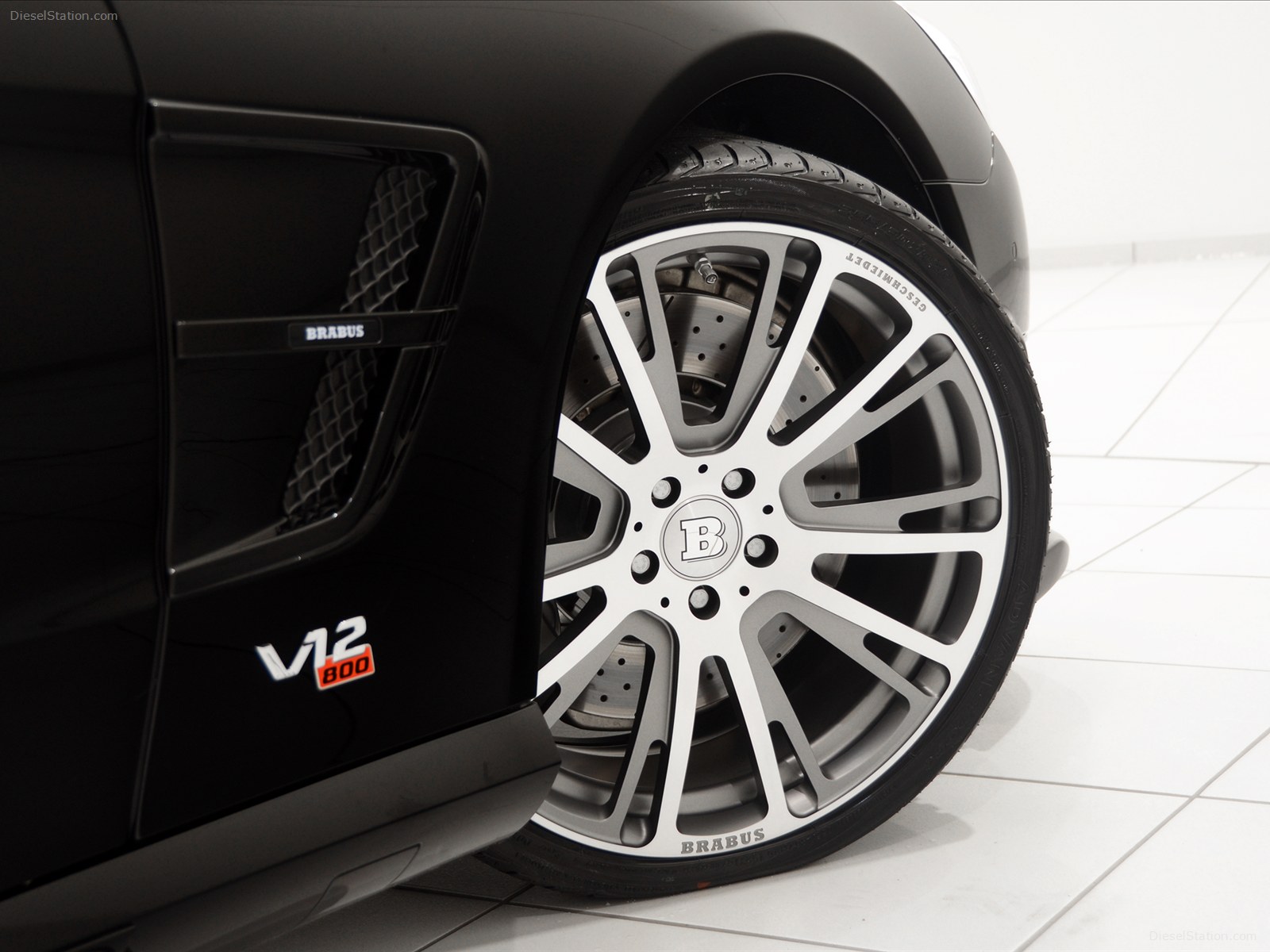 BRABUS 800 Roadster Mercedes SL 65 AMG 2013 BRABUS 800 Roadster Mercedes SL 65 AMG 2013