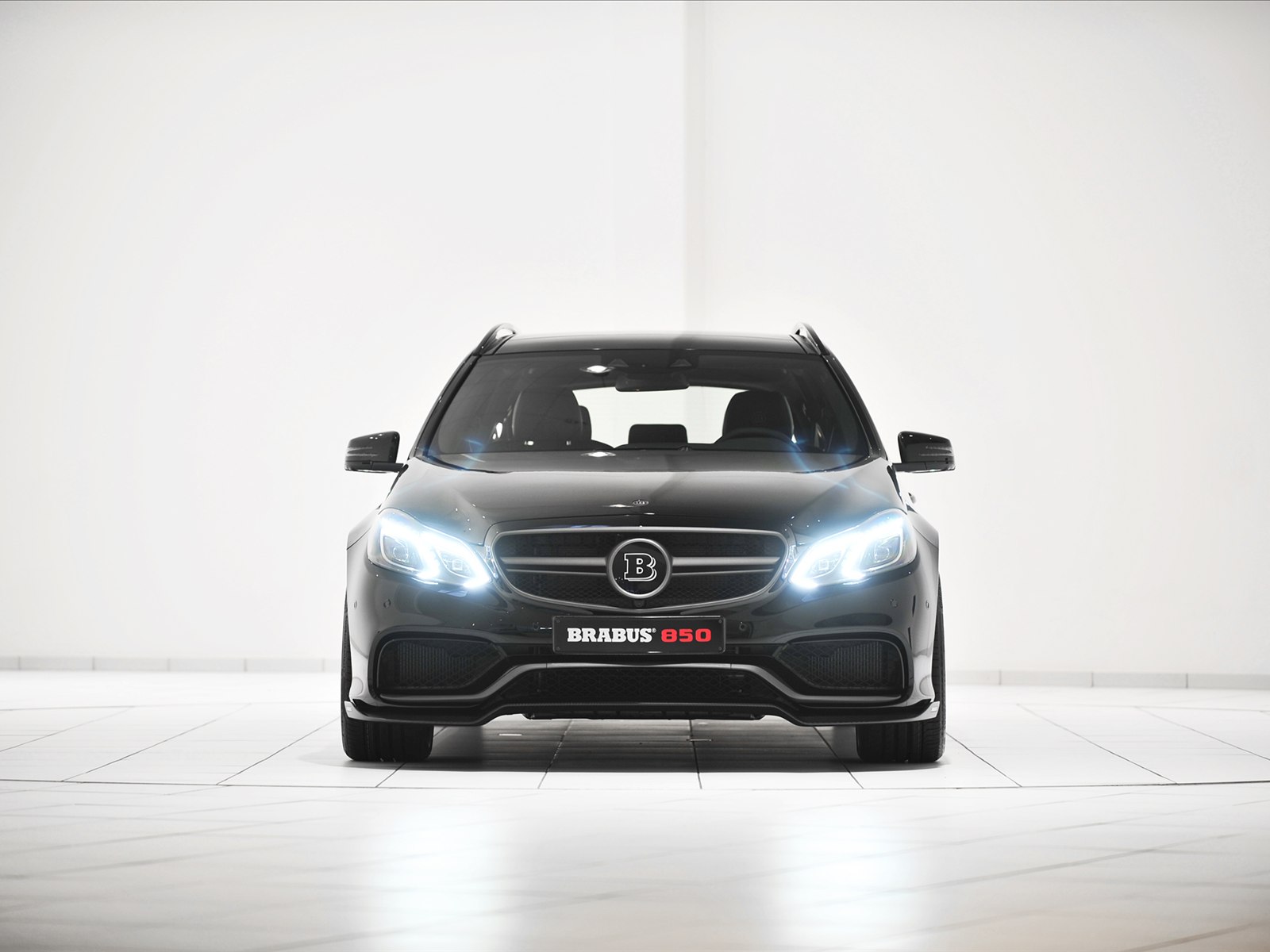 Brabus Mercedes E63 AMG Station Wagon 2014