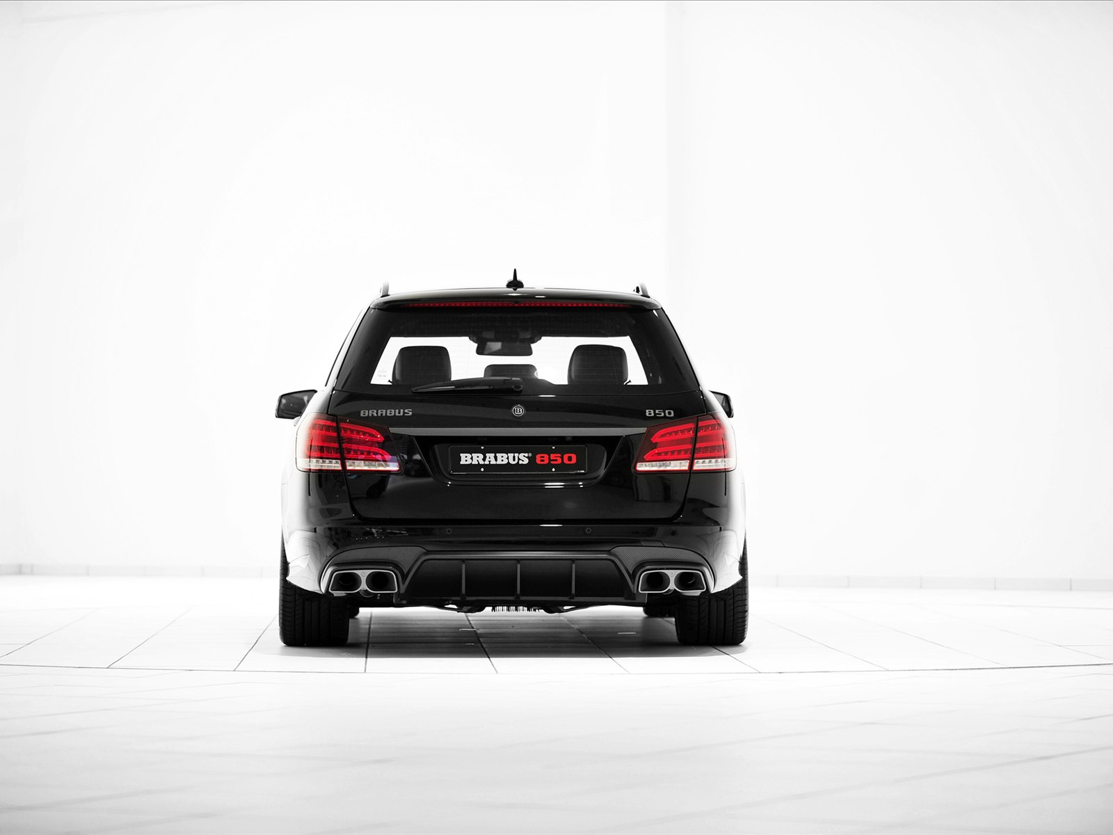 Brabus Mercedes E63 AMG Station Wagon 2014