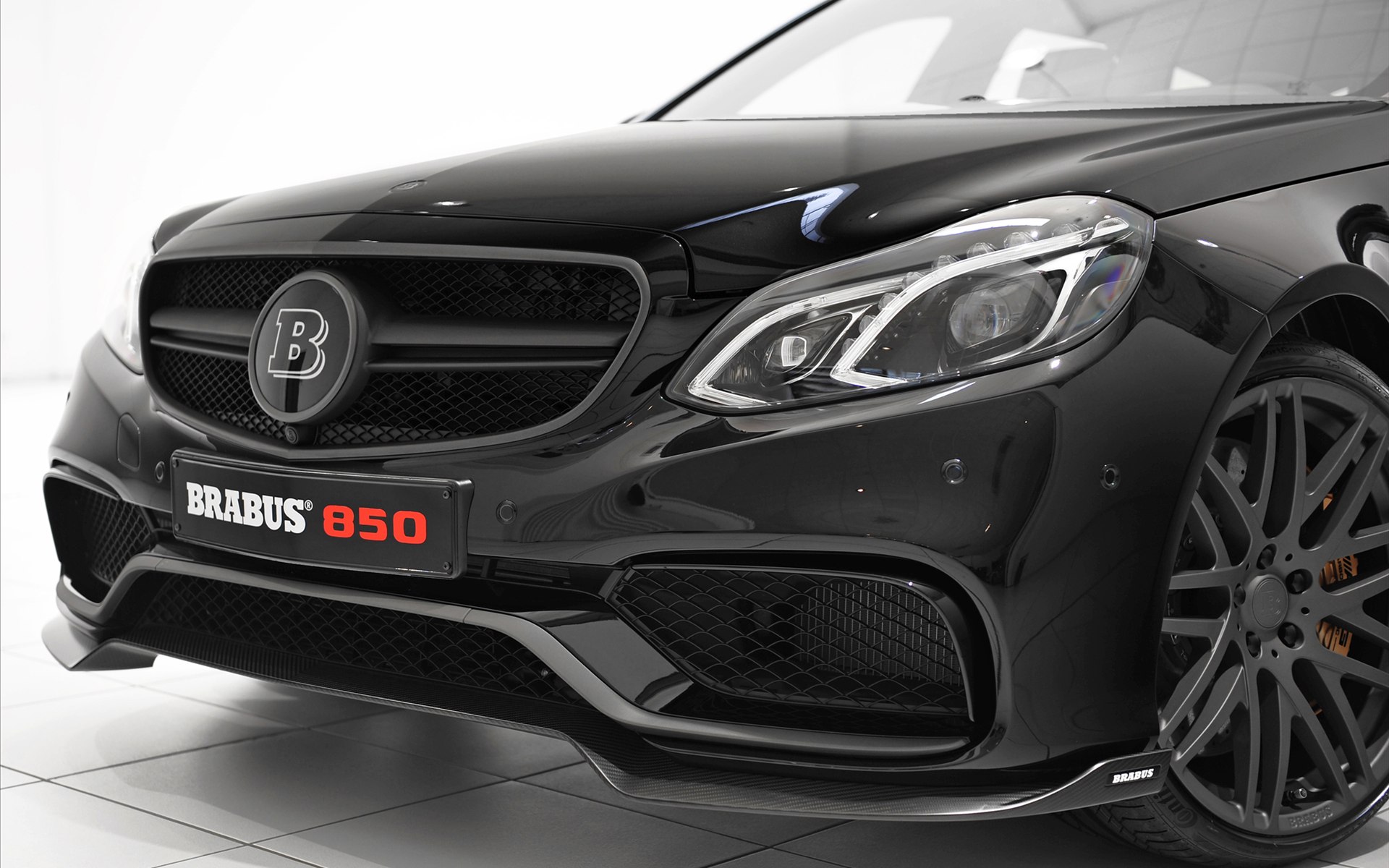 Brabus Mercedes E63 AMG Station Wagon 2014