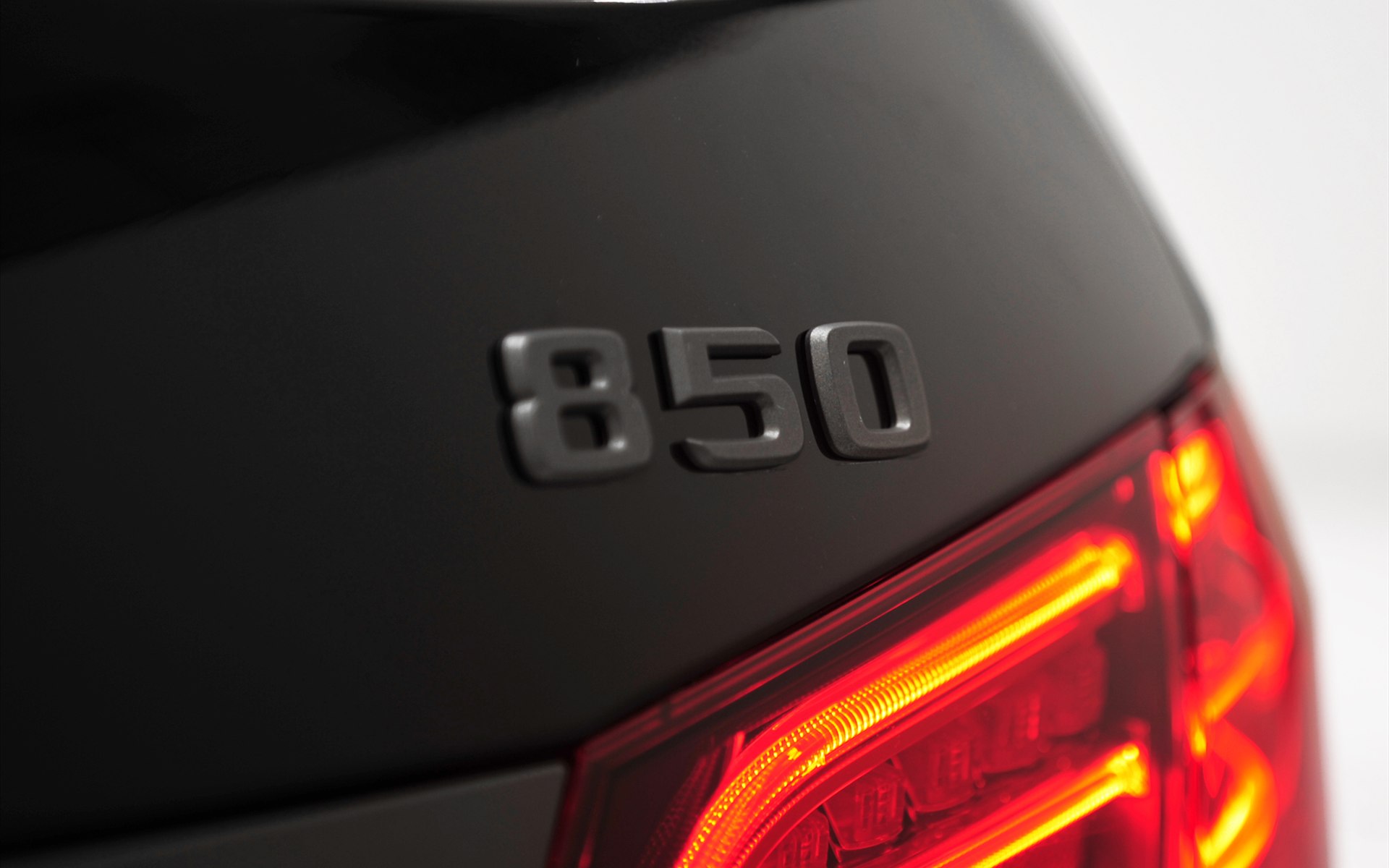 Brabus Mercedes E63 AMG Station Wagon 2014 Brabus Mercedes E63 AMG Station Wagon 2014