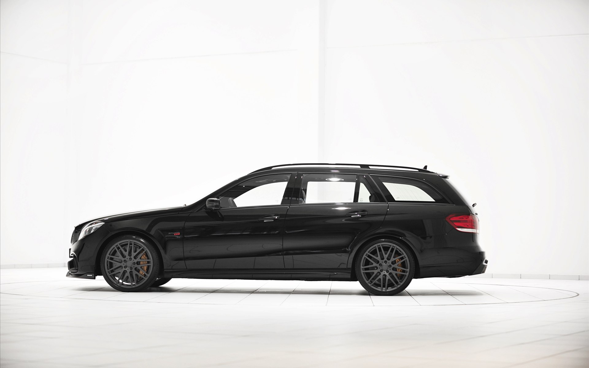 Brabus Mercedes E63 AMG Station Wagon 2014