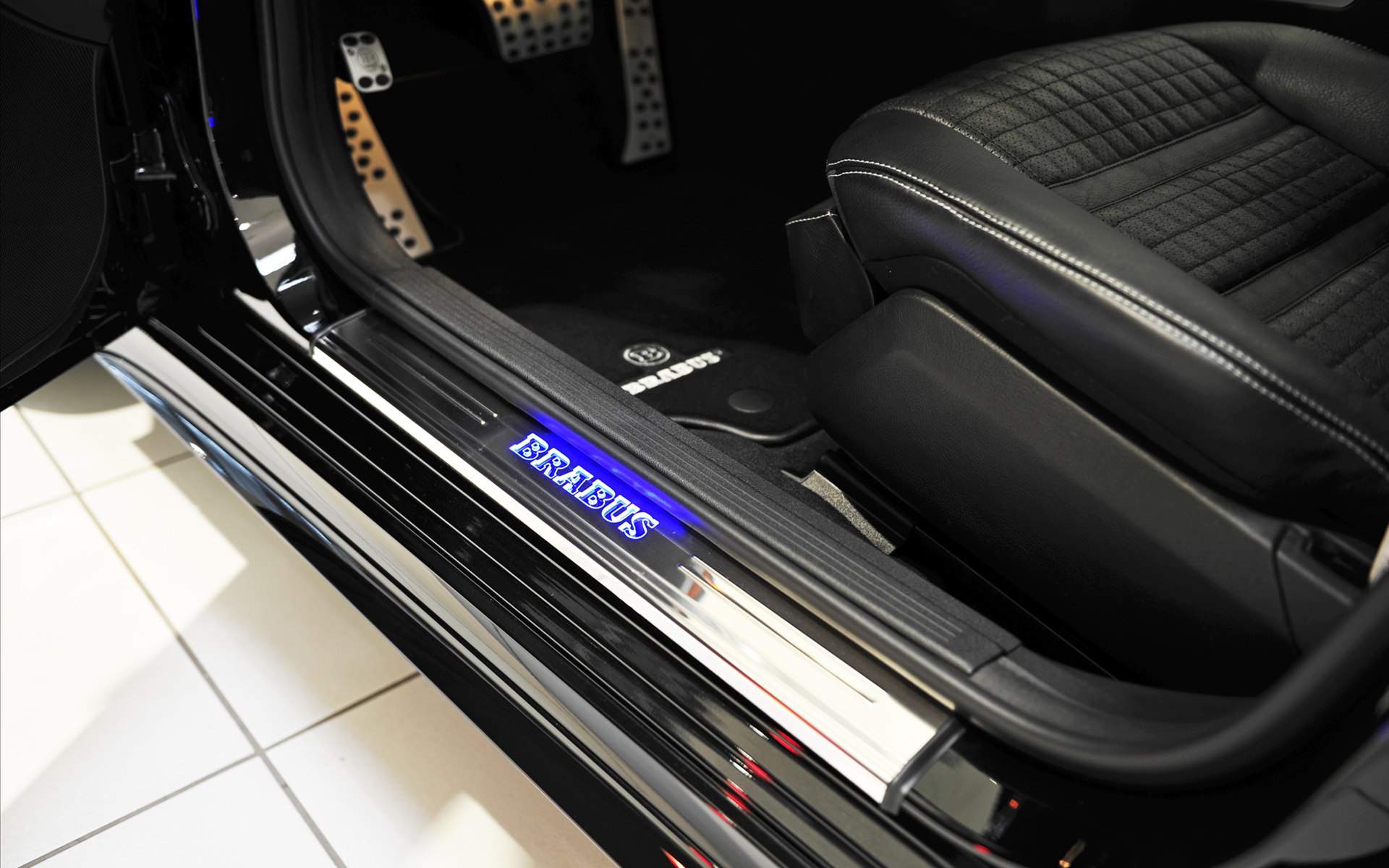 Brabus Mercedes E63 AMG Station Wagon 2014