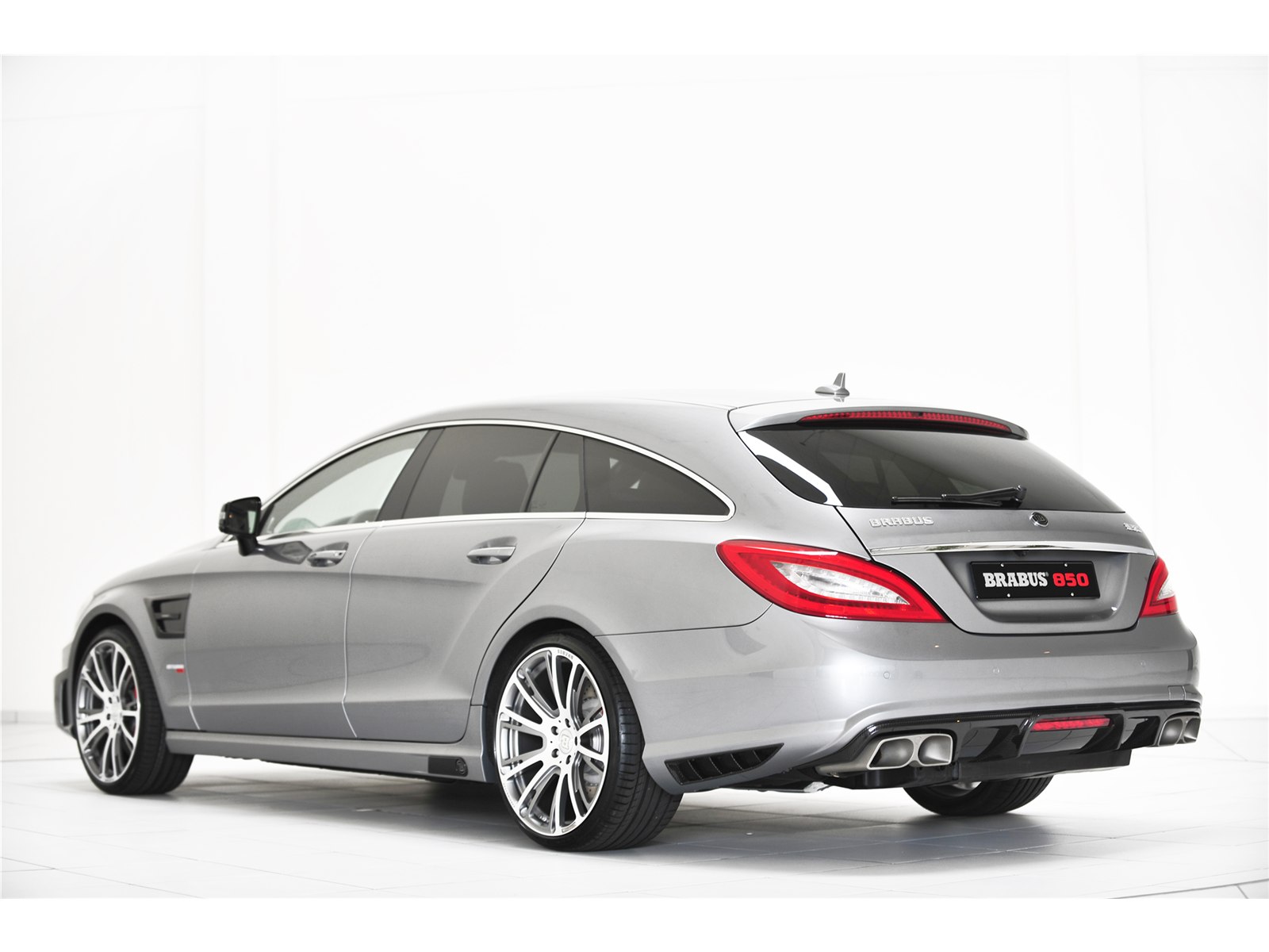 BRABUS 850 Shooting Brake 6.0 Biturbo 4MATIC 2014 BRABUS 850 Shooting Brake 6.0 Biturbo 4MATIC 2014