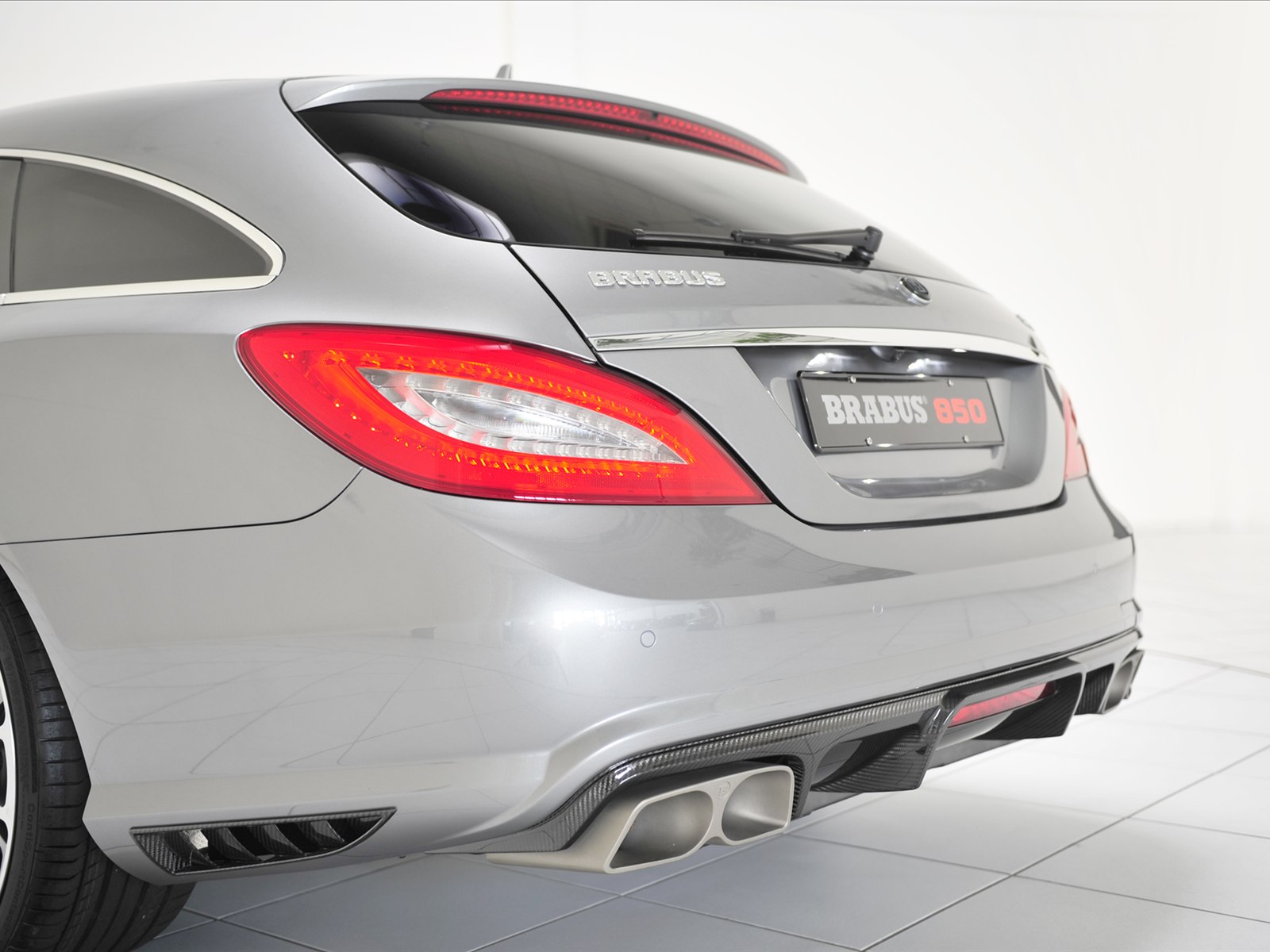 BRABUS 850 Shooting Brake 6.0 Biturbo 4MATIC 2014 BRABUS 850 Shooting Brake 6.0 Biturbo 4MATIC 2014