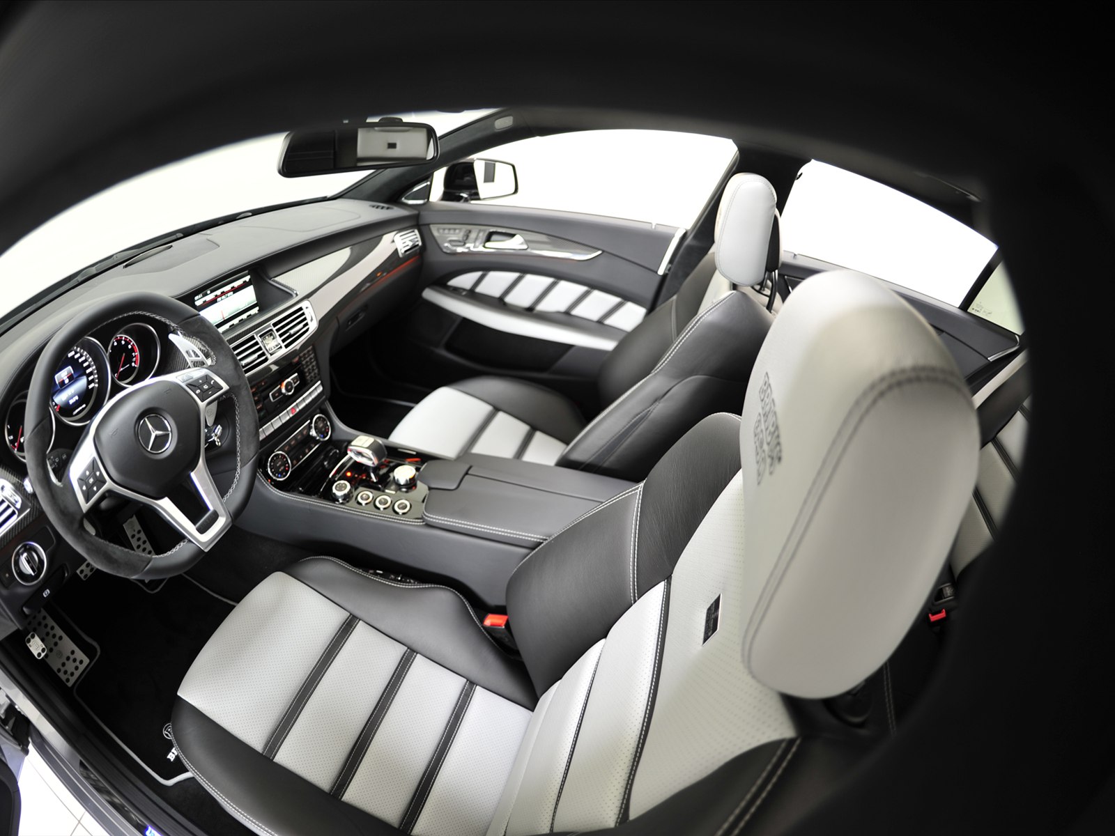 BRABUS 850 Shooting Brake 6.0 Biturbo 4MATIC 2014 BRABUS 850 Shooting Brake 6.0 Biturbo 4MATIC 2014