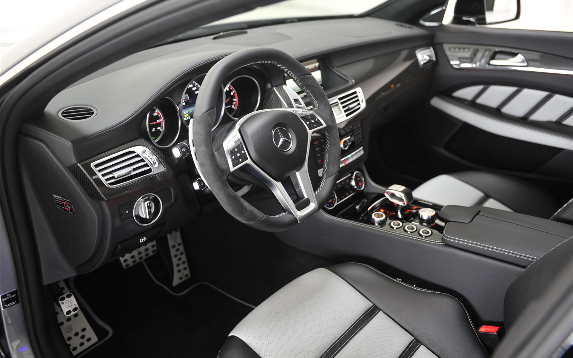 BRABUS 850 Shooting Brake 6.0 Biturbo 4MATIC 2014 BRABUS 850 Shooting Brake 6.0 Biturbo 4MATIC 2014