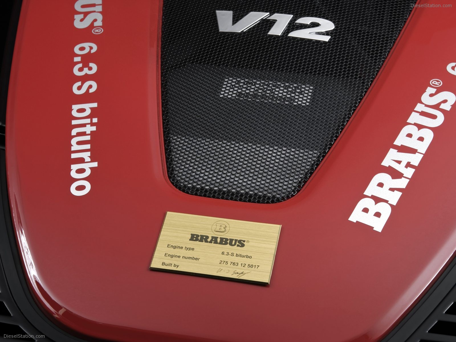 Brabus Bullit Black Arrow