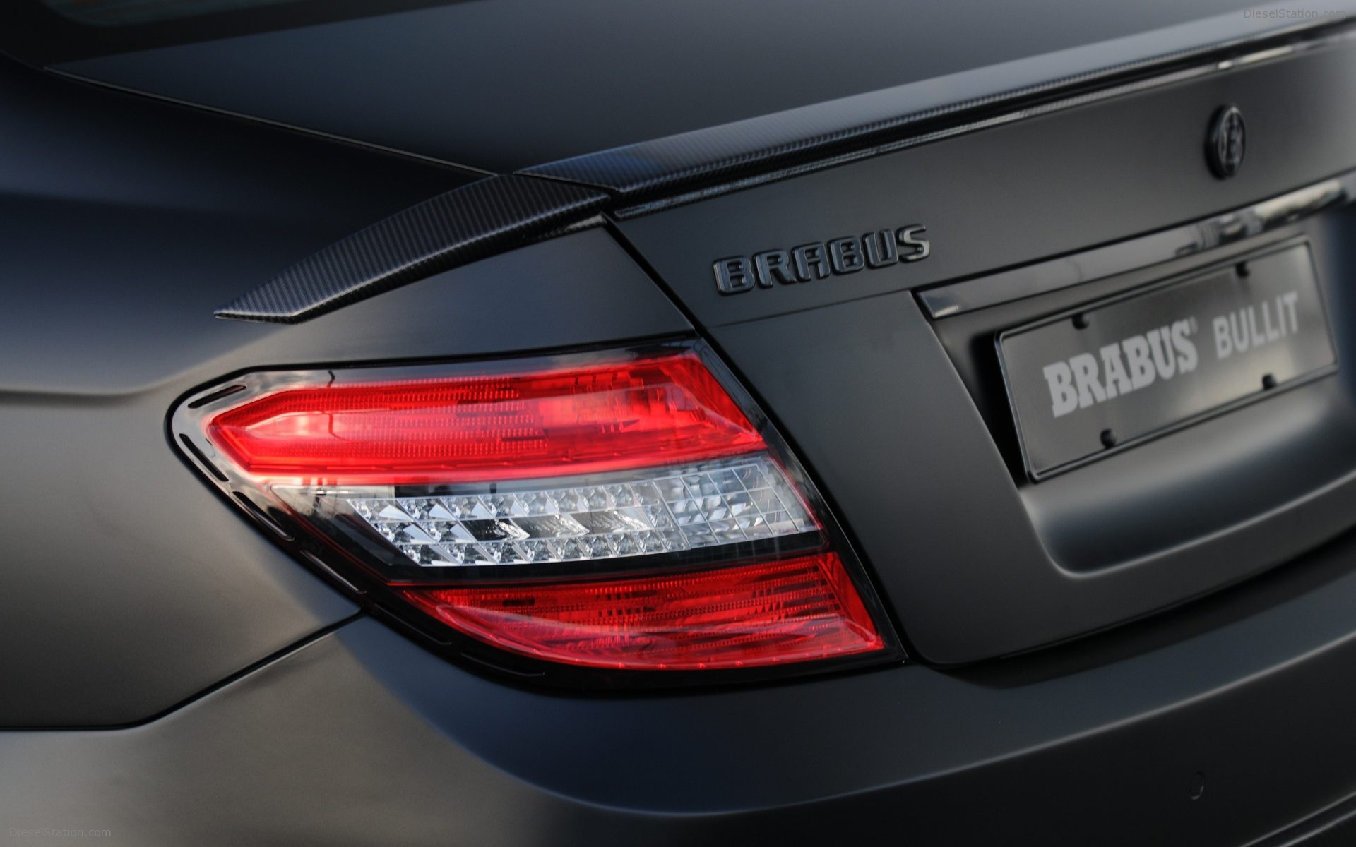 Brabus Bullit Black Arrow
