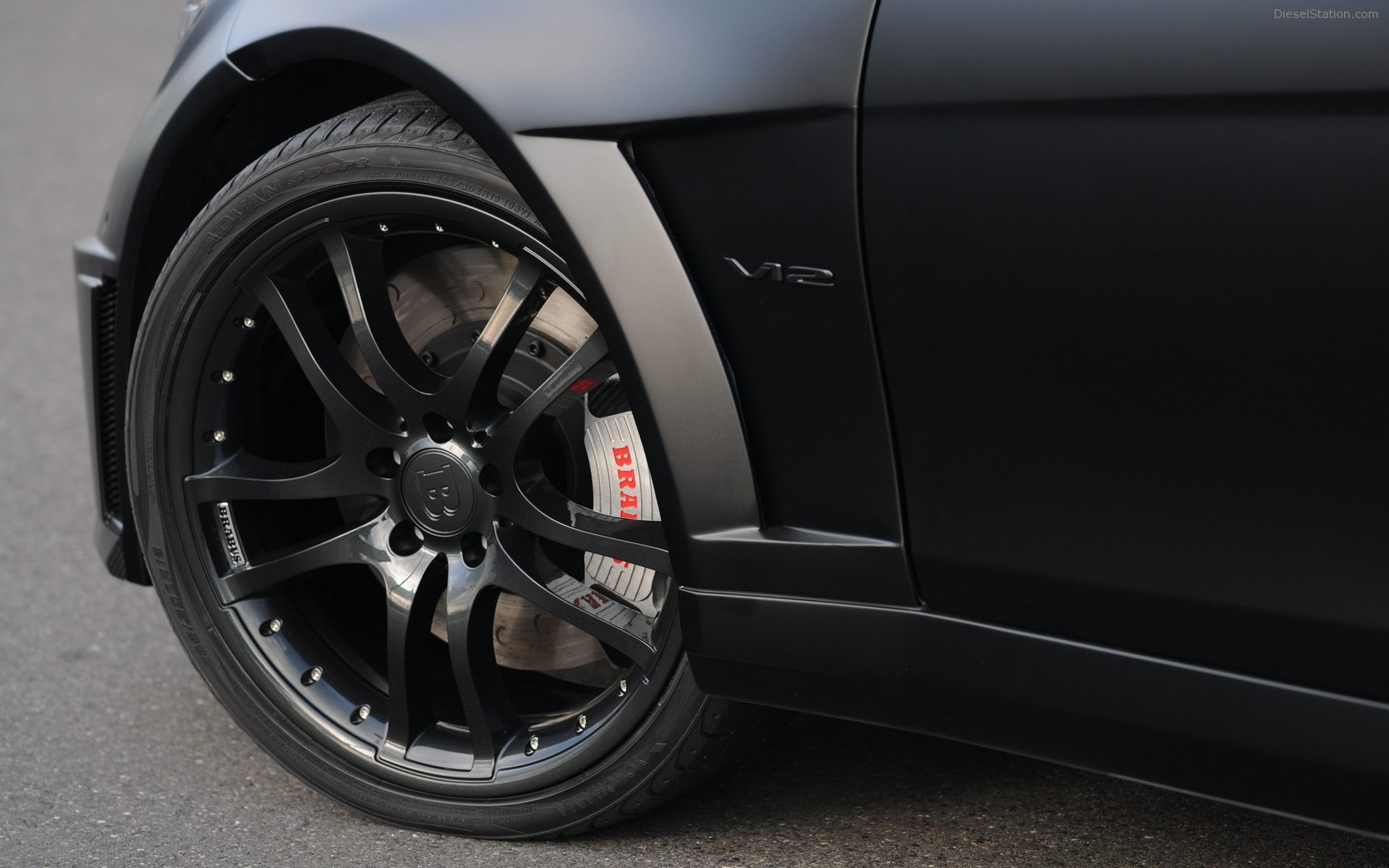 Brabus Bullit Black Arrow