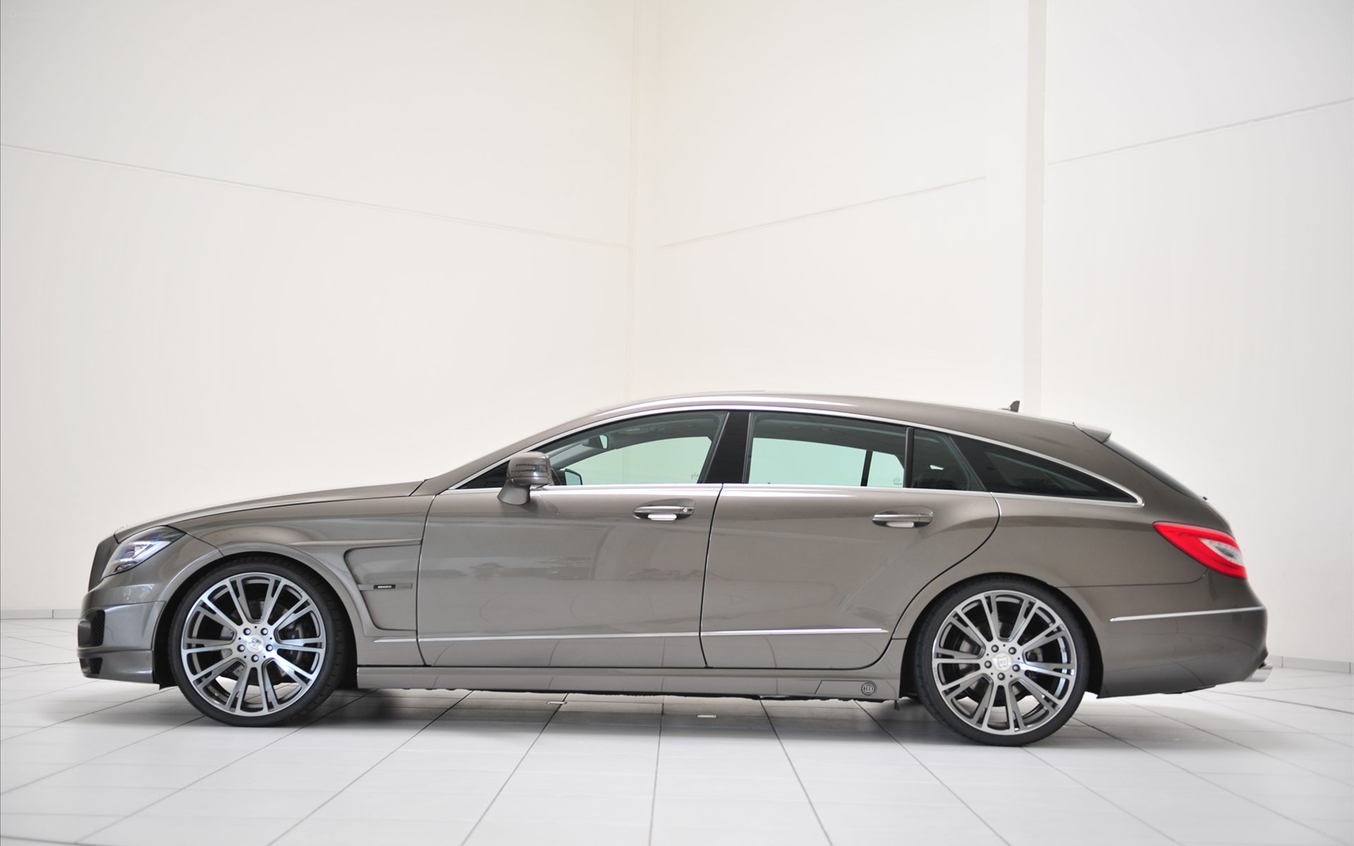 Brabus Mercedes CLS Shooting Brake 2013 Brabus Mercedes CLS Shooting Brake 2013