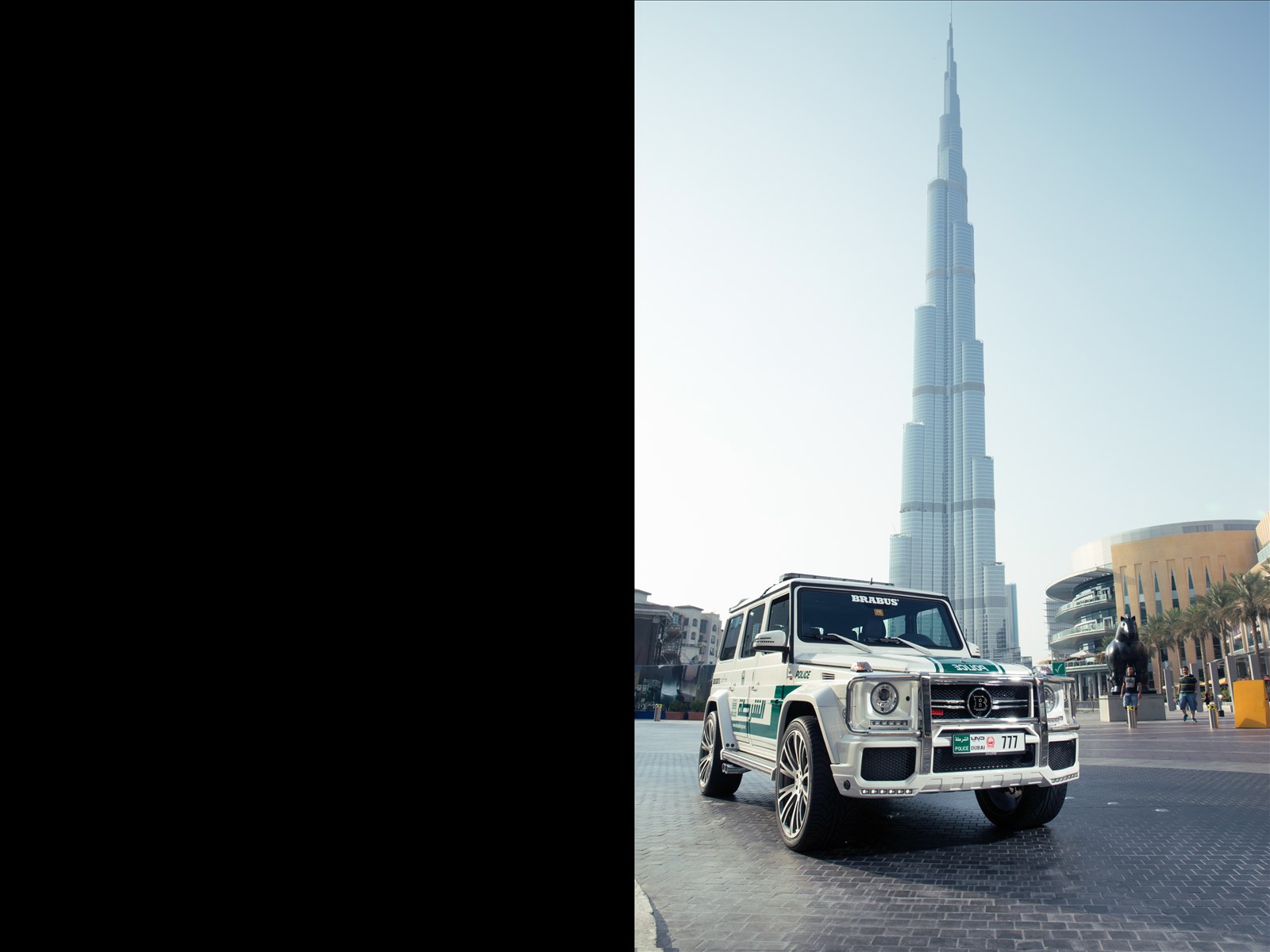 Brabus B63S-700 Widestar Dubai Police Car 2014 Brabus B63S-700 Widestar Dubai Police Car 2014