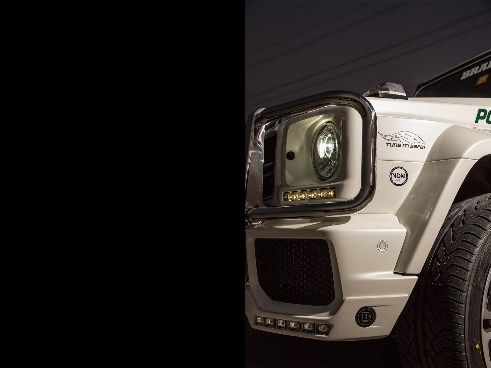 Brabus B63S-700 Widestar Dubai Police Car 2014 Brabus B63S-700 Widestar Dubai Police Car 2014