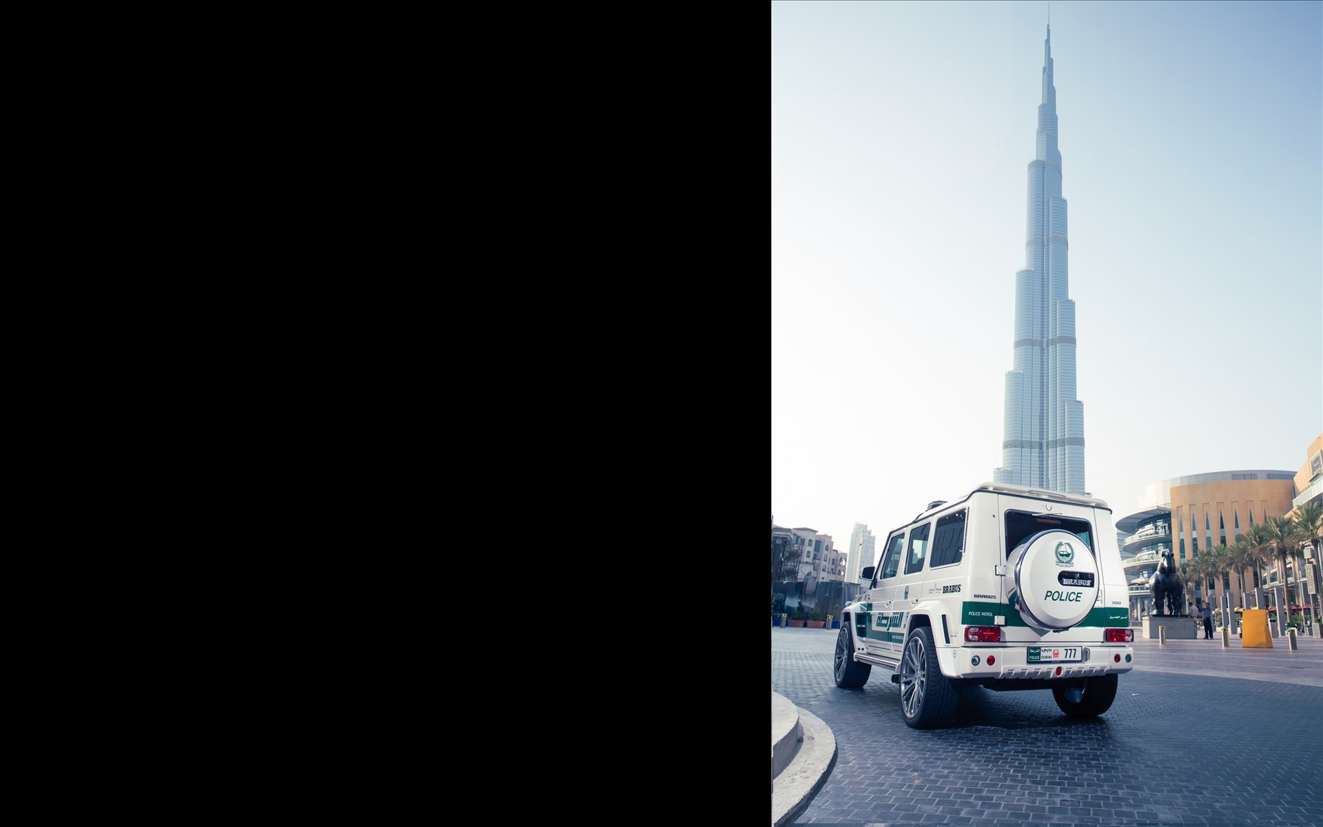 Brabus B63S-700 Widestar Dubai Police Car 2014