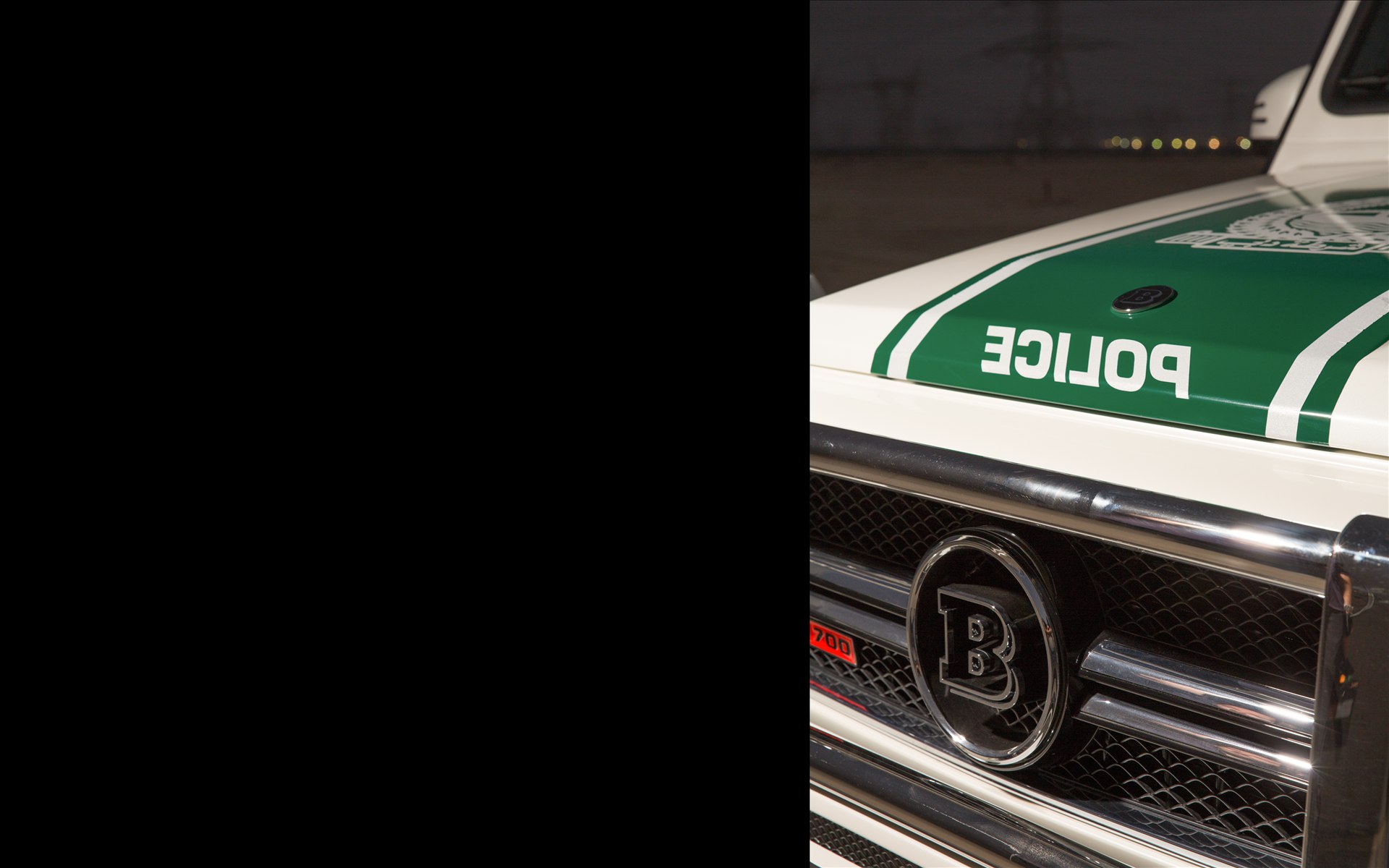 Brabus B63S-700 Widestar Dubai Police Car 2014