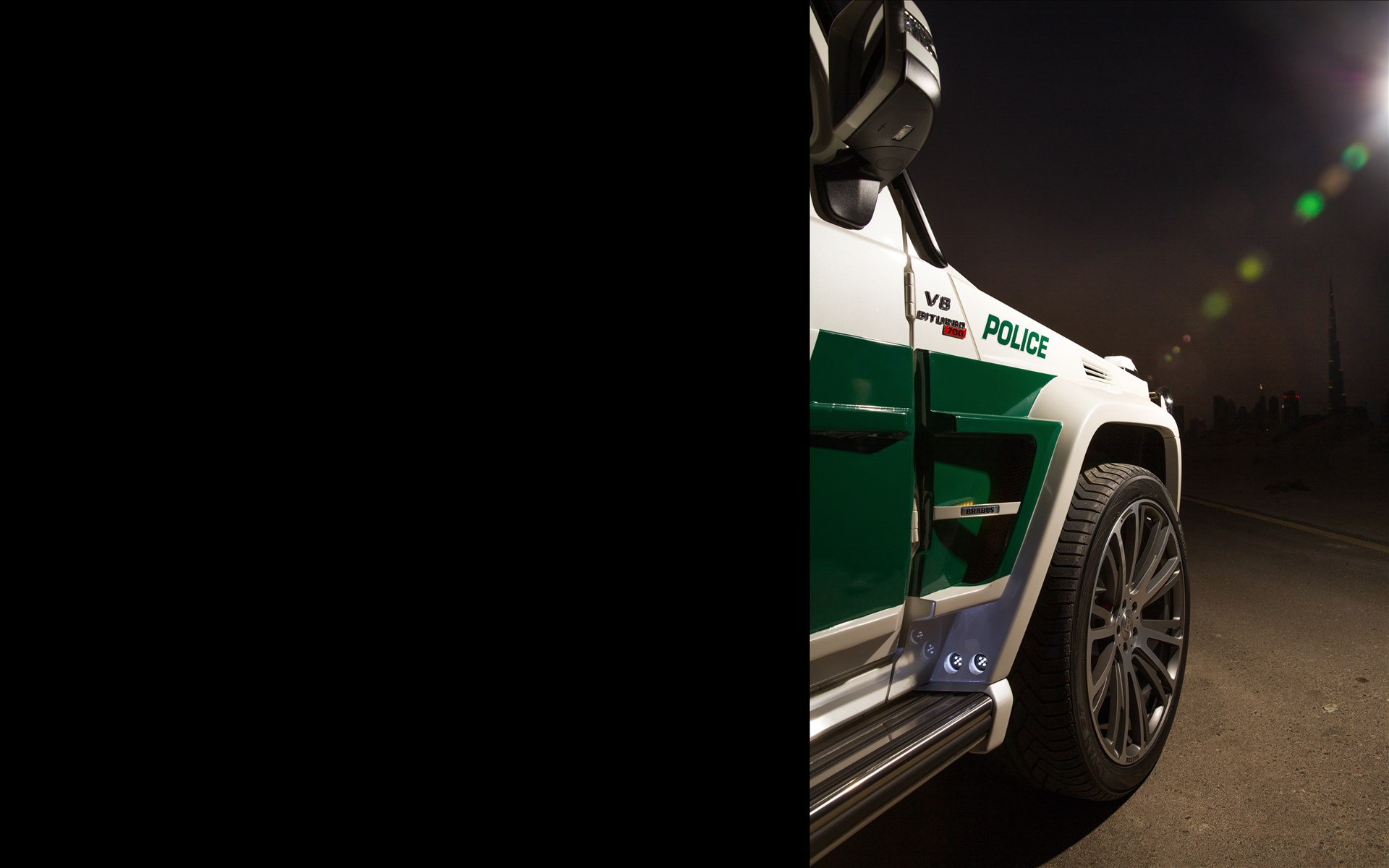 Brabus B63S-700 Widestar Dubai Police Car 2014