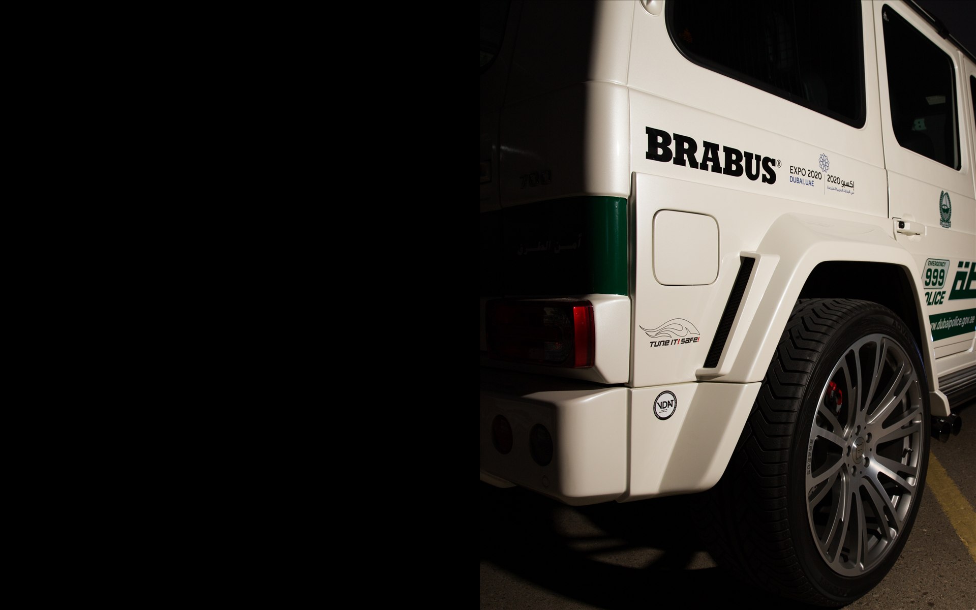 Brabus B63S-700 Widestar Dubai Police Car 2014 Brabus B63S-700 Widestar Dubai Police Car 2014