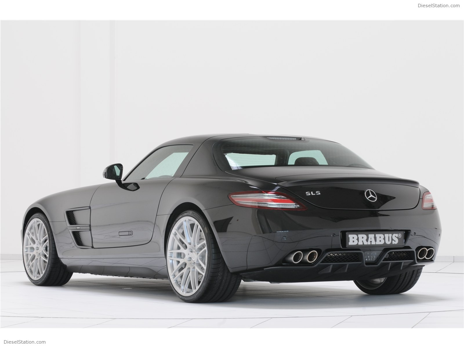 Brabus Mercedes-Benz SLS AMG 2011