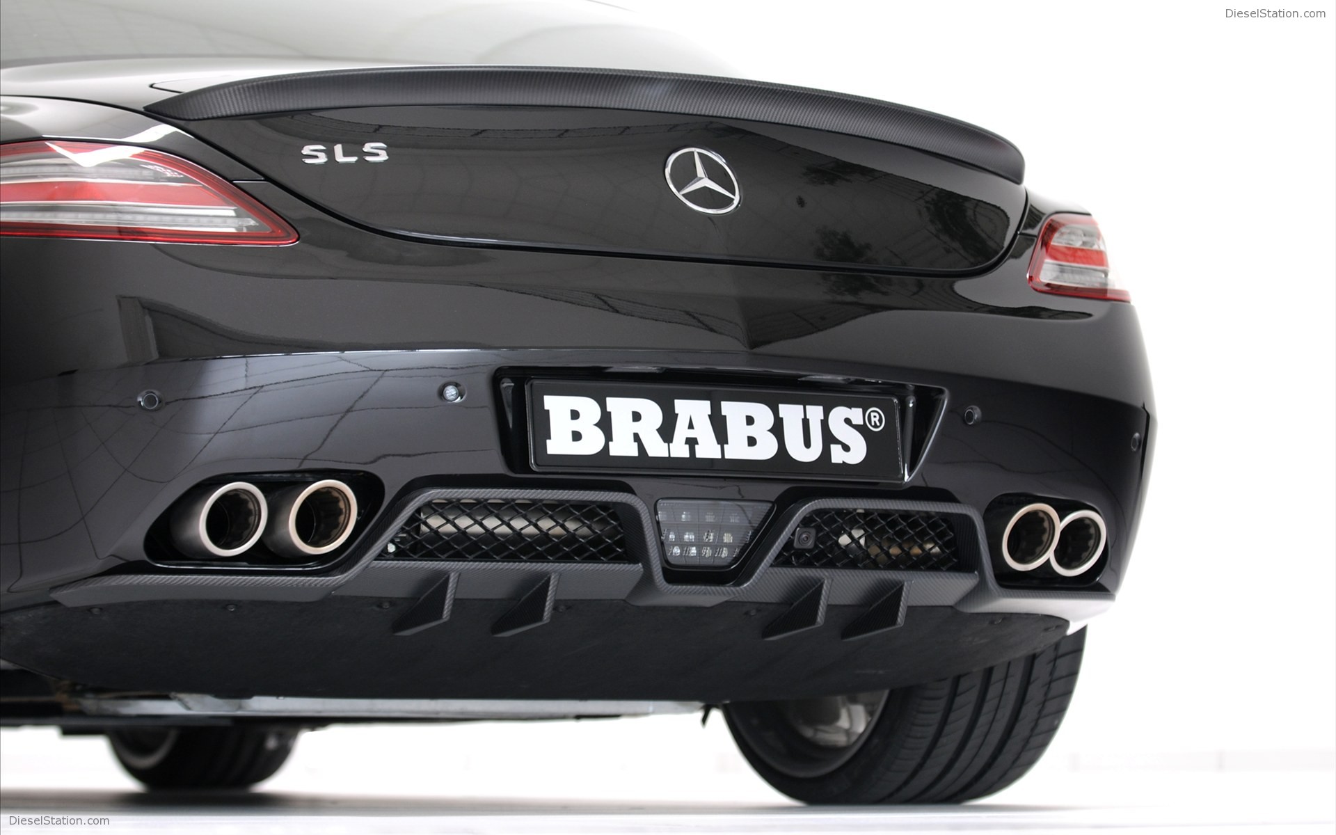 Brabus Mercedes-Benz SLS AMG 2011