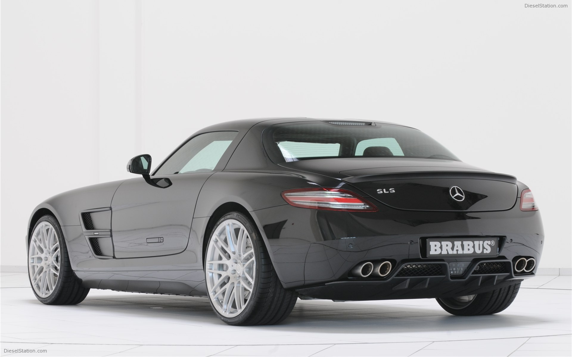 Brabus Mercedes-Benz SLS AMG 2011