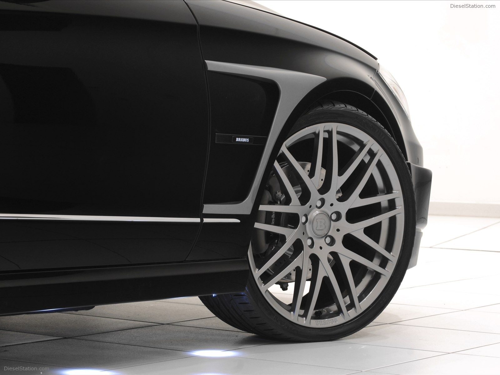 Brabus Mercedes-Benz CLS Coupe 2011