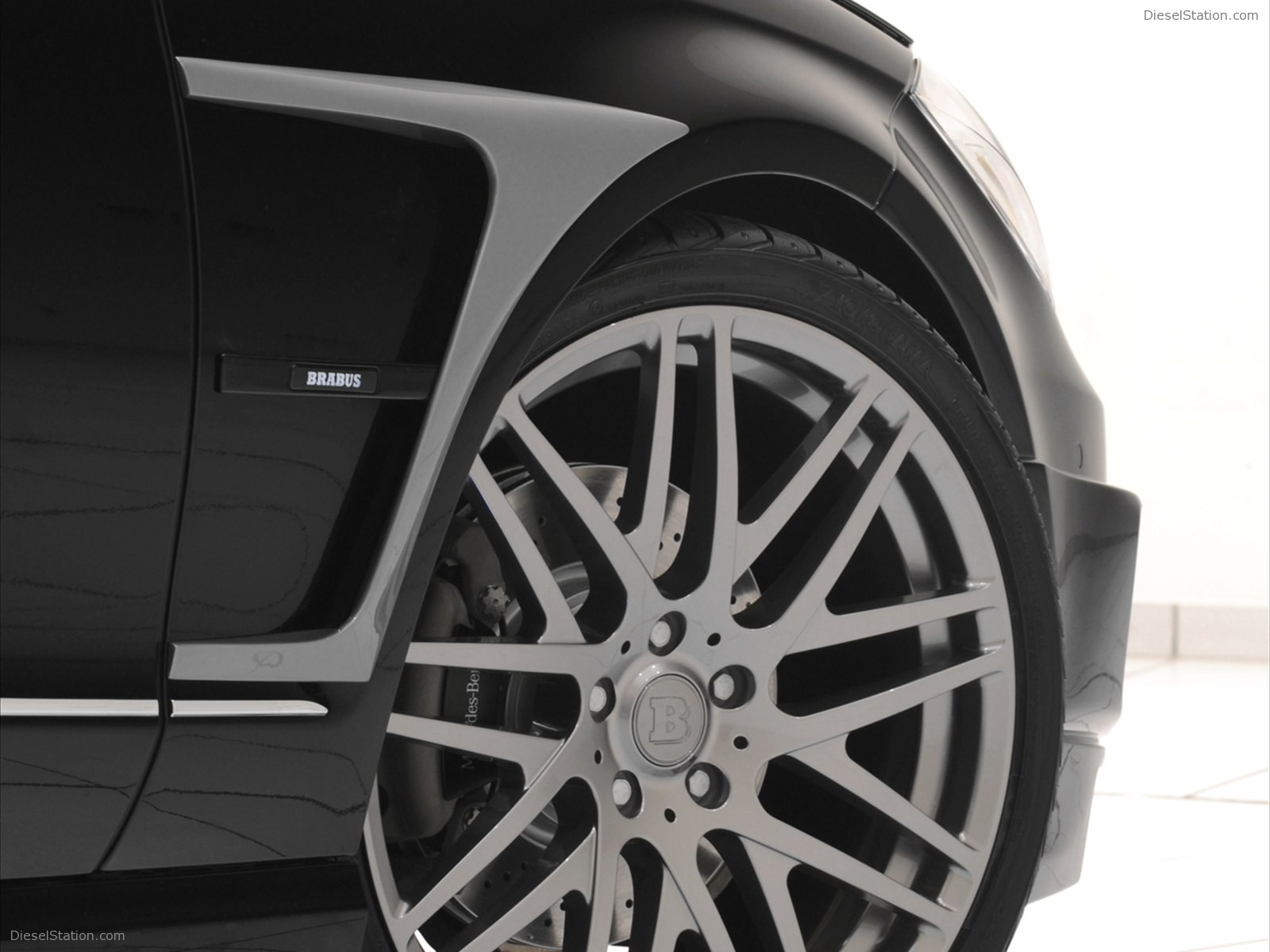 Brabus Mercedes-Benz CLS Coupe 2011