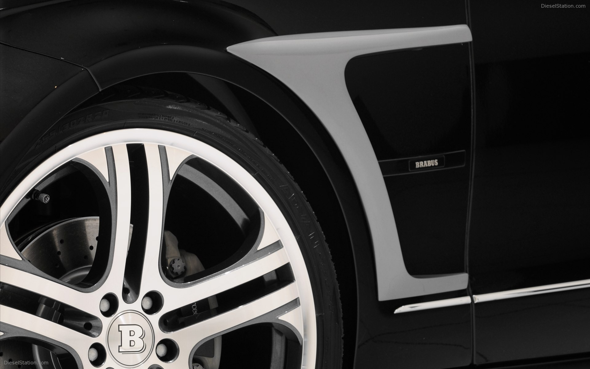 Brabus Mercedes-Benz CLS Coupe 2011