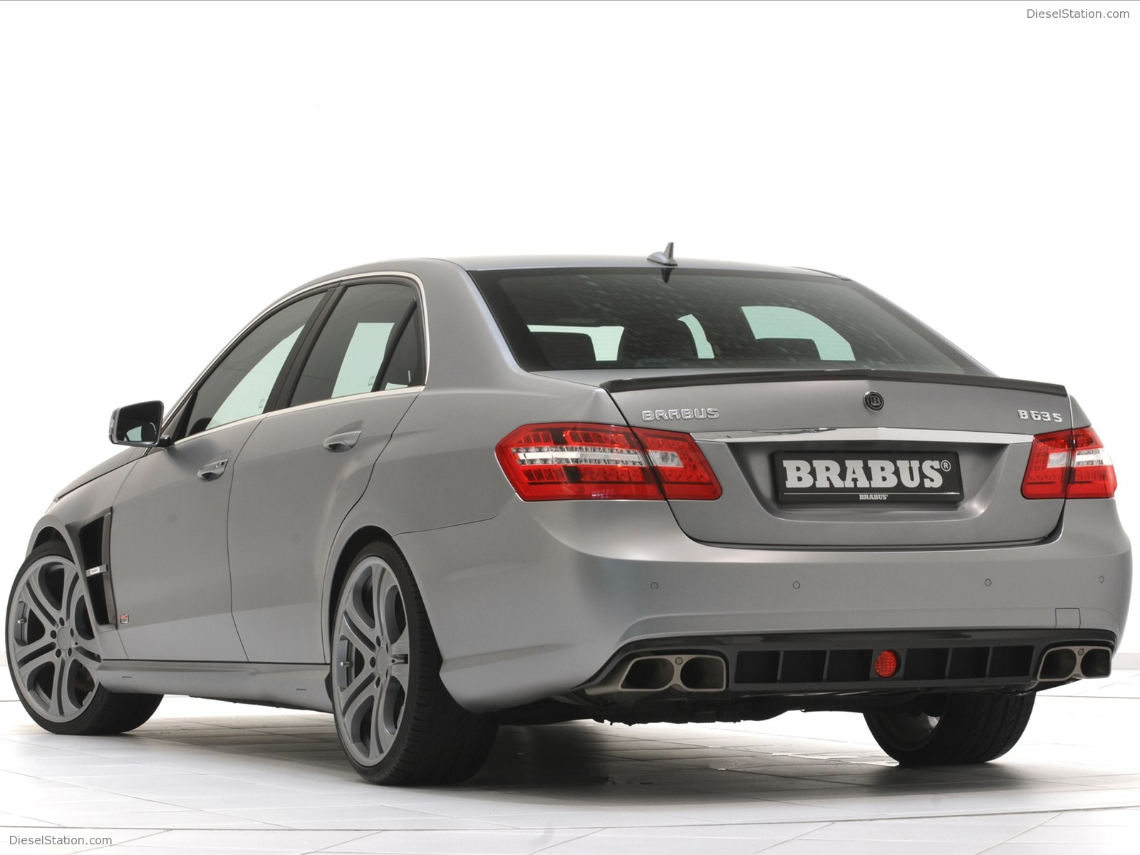 Brabus Mercedes E 63 AMG 2011