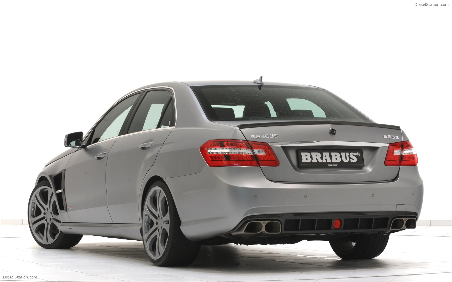 Brabus Mercedes E 63 AMG 2011