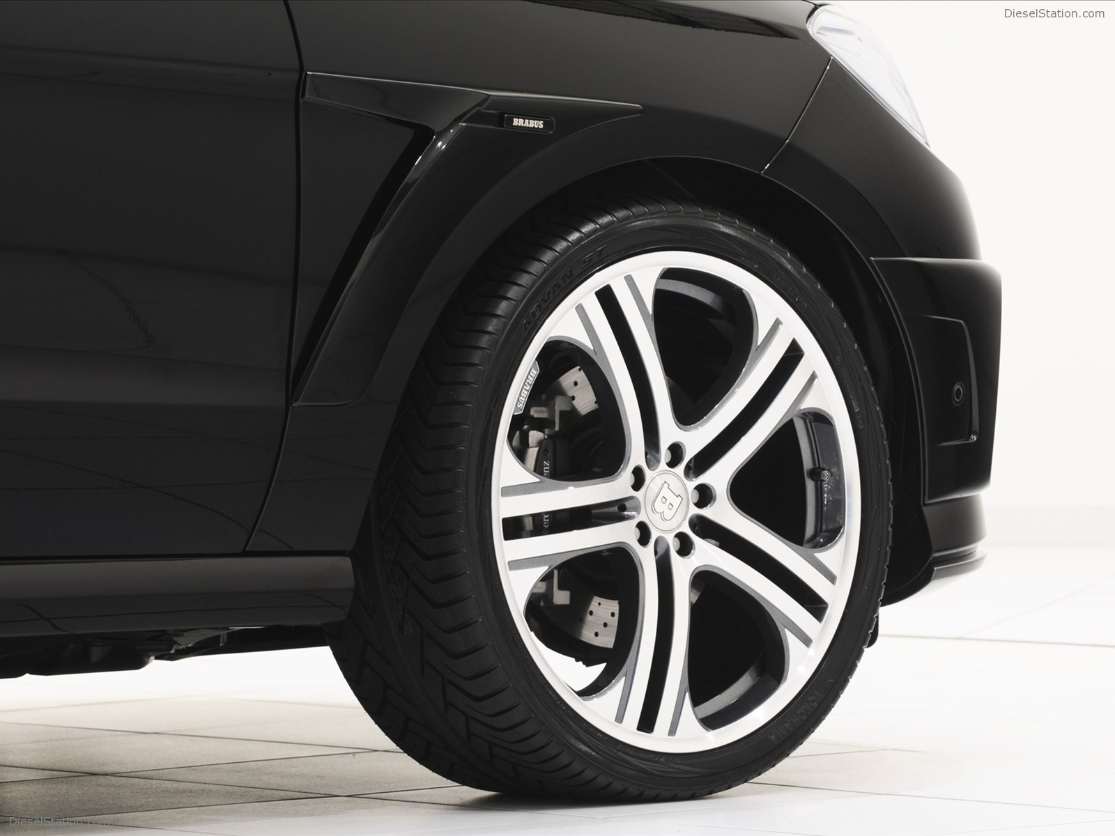 Brabus Refines Mercedes M Class 2012