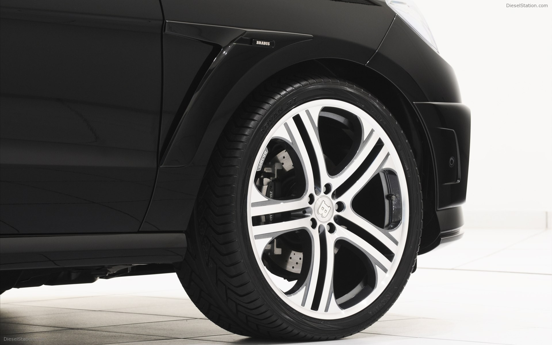 Brabus Refines Mercedes M Class 2012