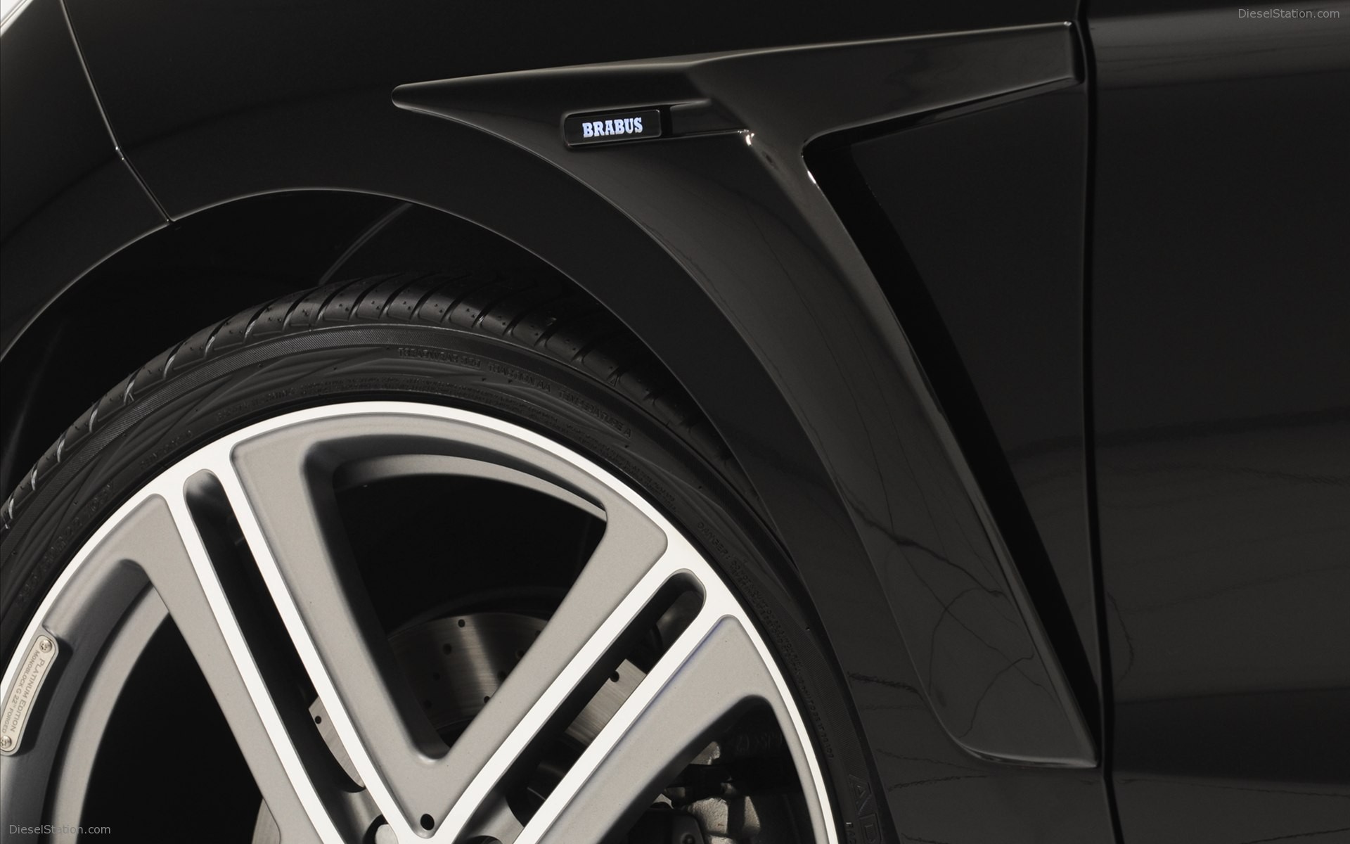 Brabus Refines Mercedes M Class 2012