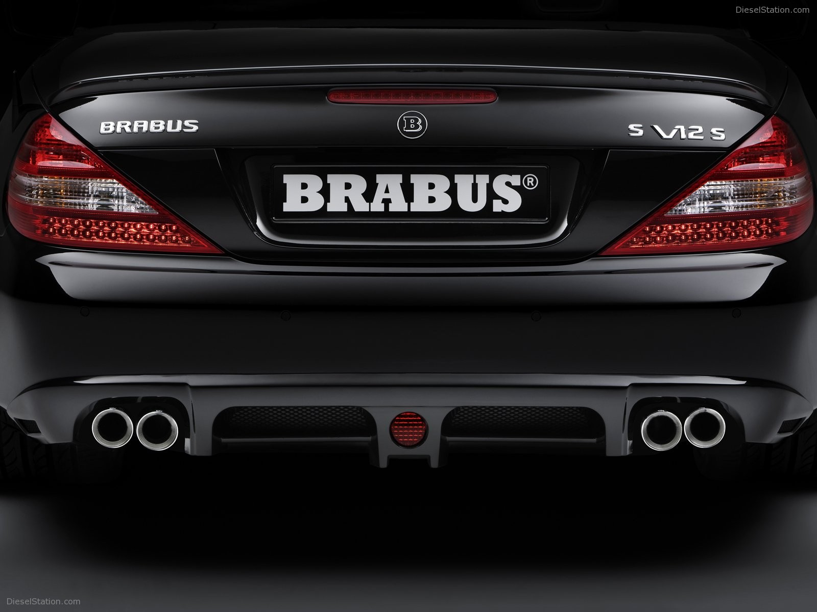 Brabus takes Mercedes SL to another level Brabus takes Mercedes SL to another level