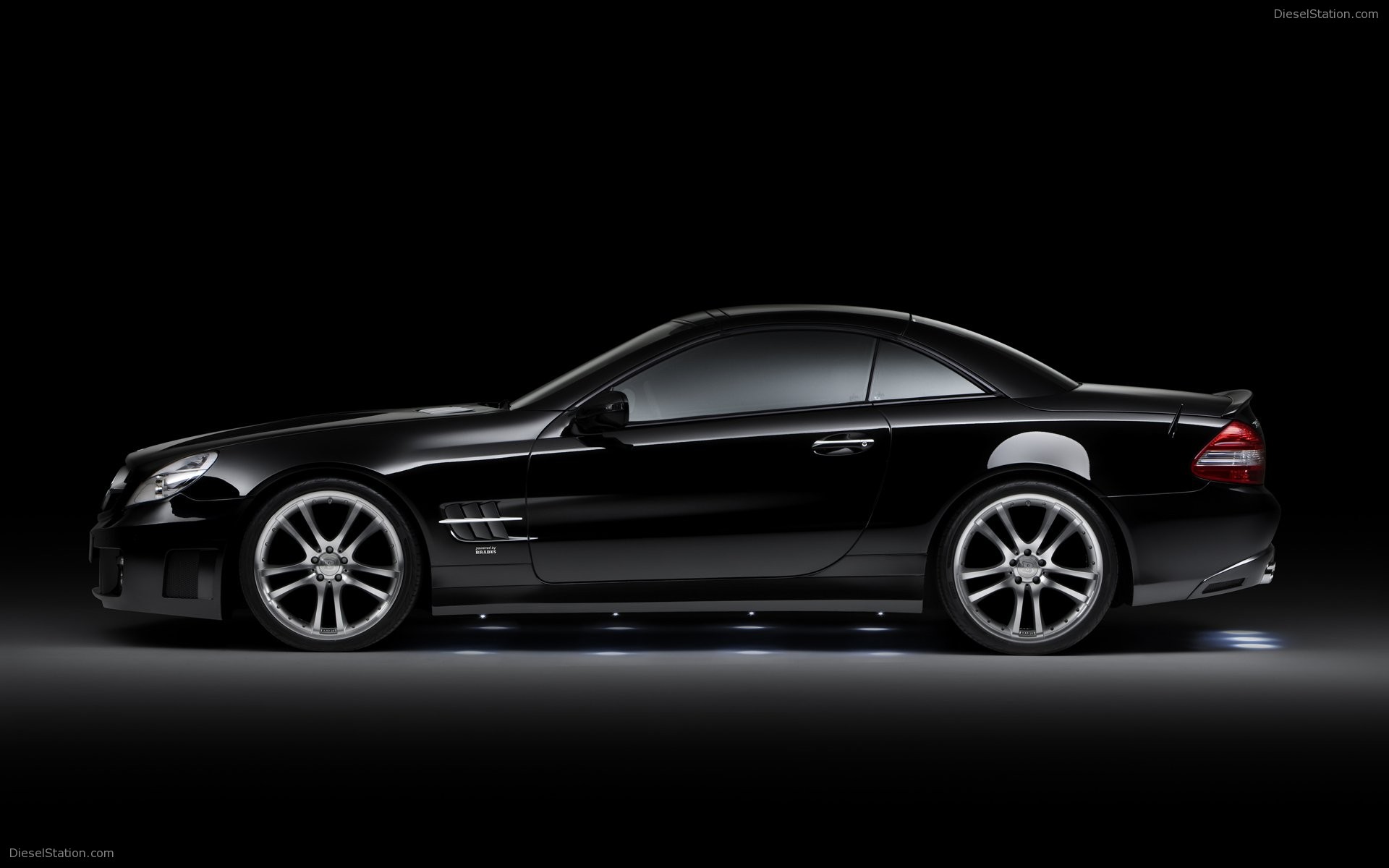 Brabus takes Mercedes SL to another level Brabus takes Mercedes SL to another level