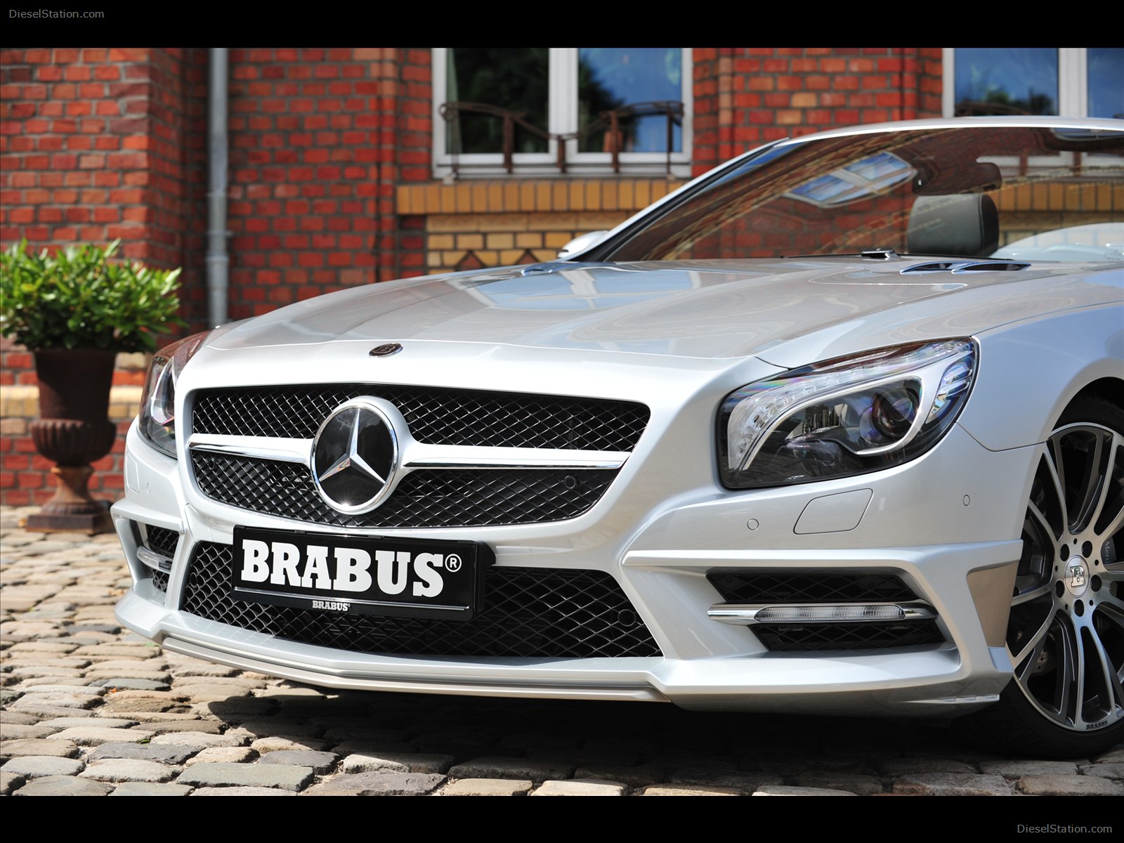 Brabus Mercedes SL Class 2013