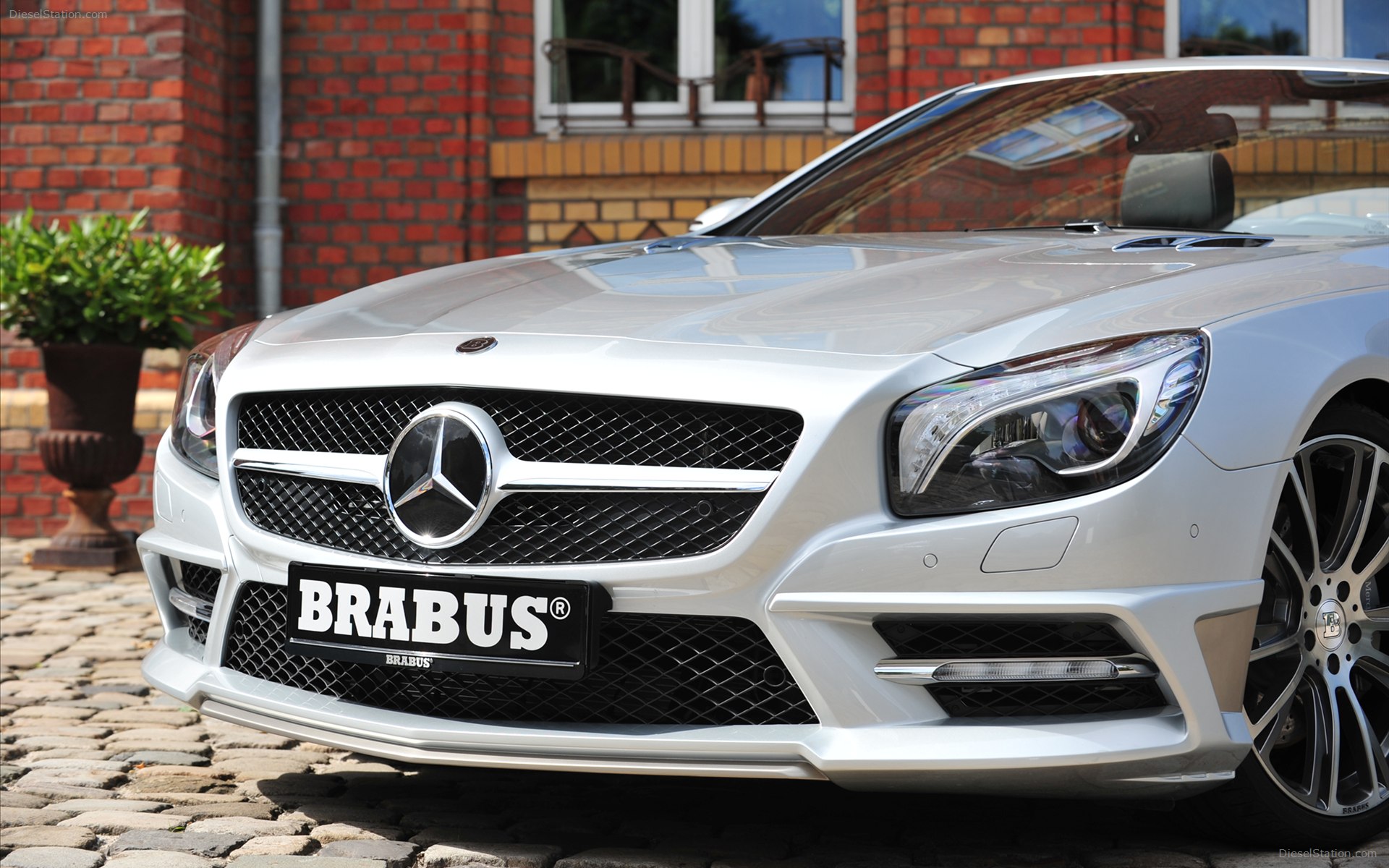 Brabus Mercedes SL Class 2013