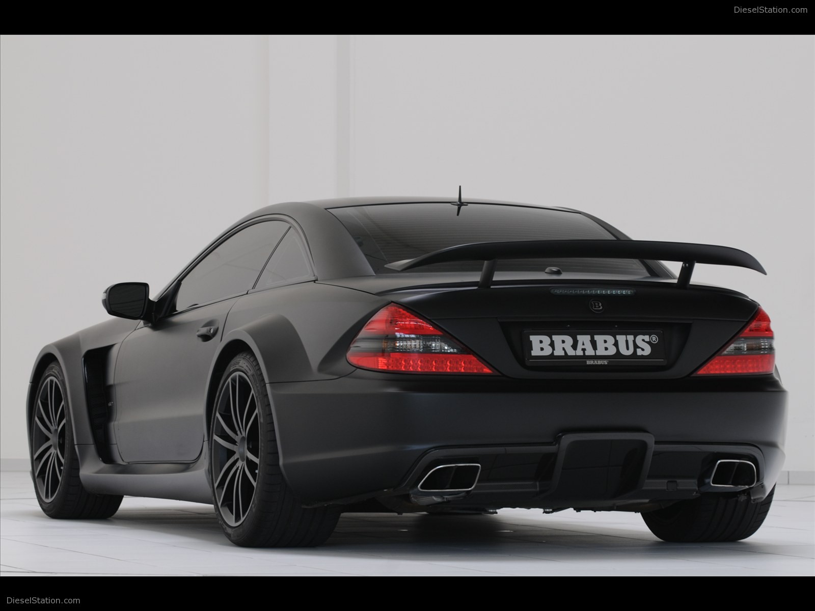 Brabus Mercedes-Benz SL 65 AMG Black Series Brabus Mercedes-Benz SL 65 AMG Black Series