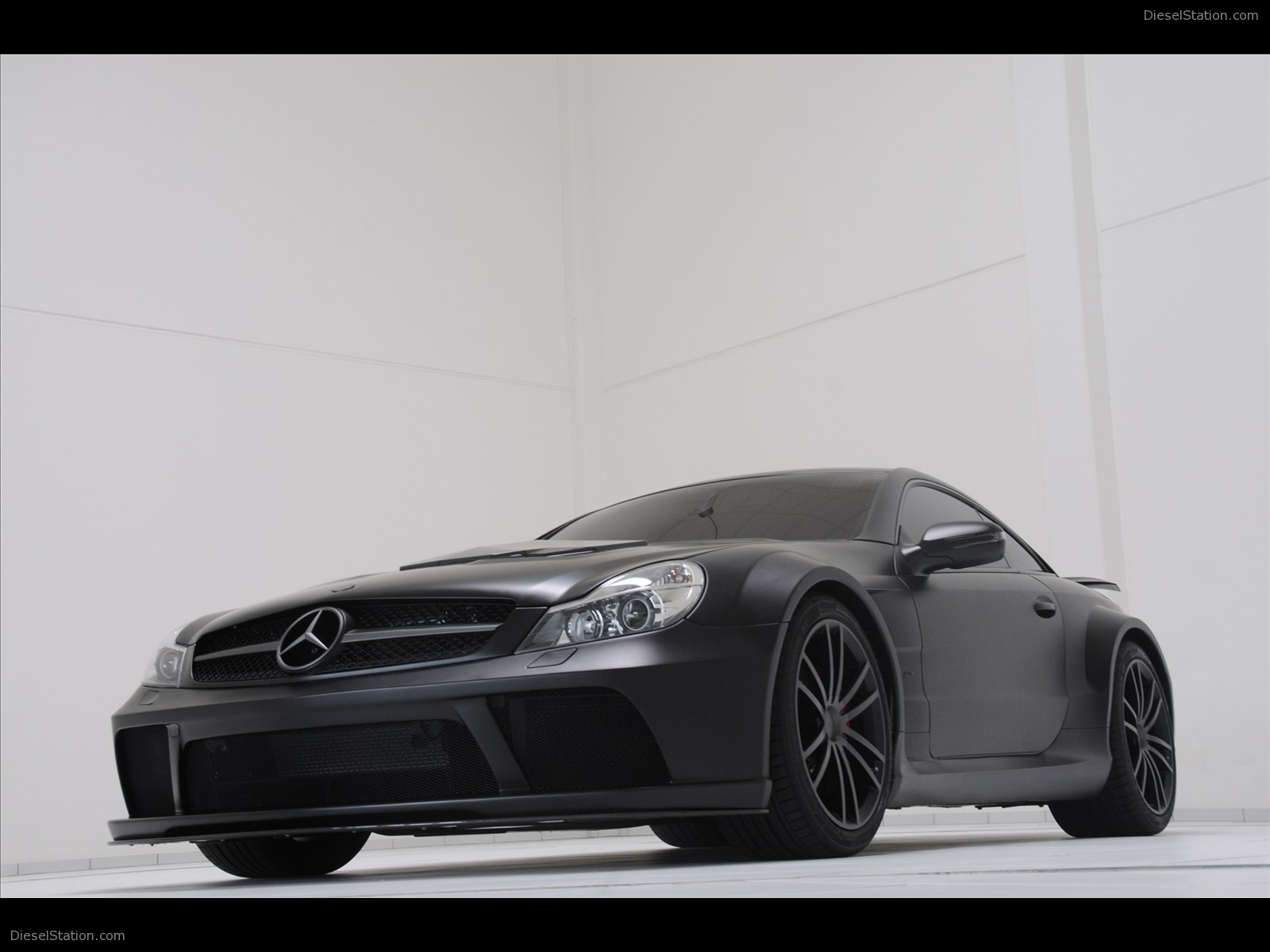 Brabus Mercedes-Benz SL 65 AMG Black Series