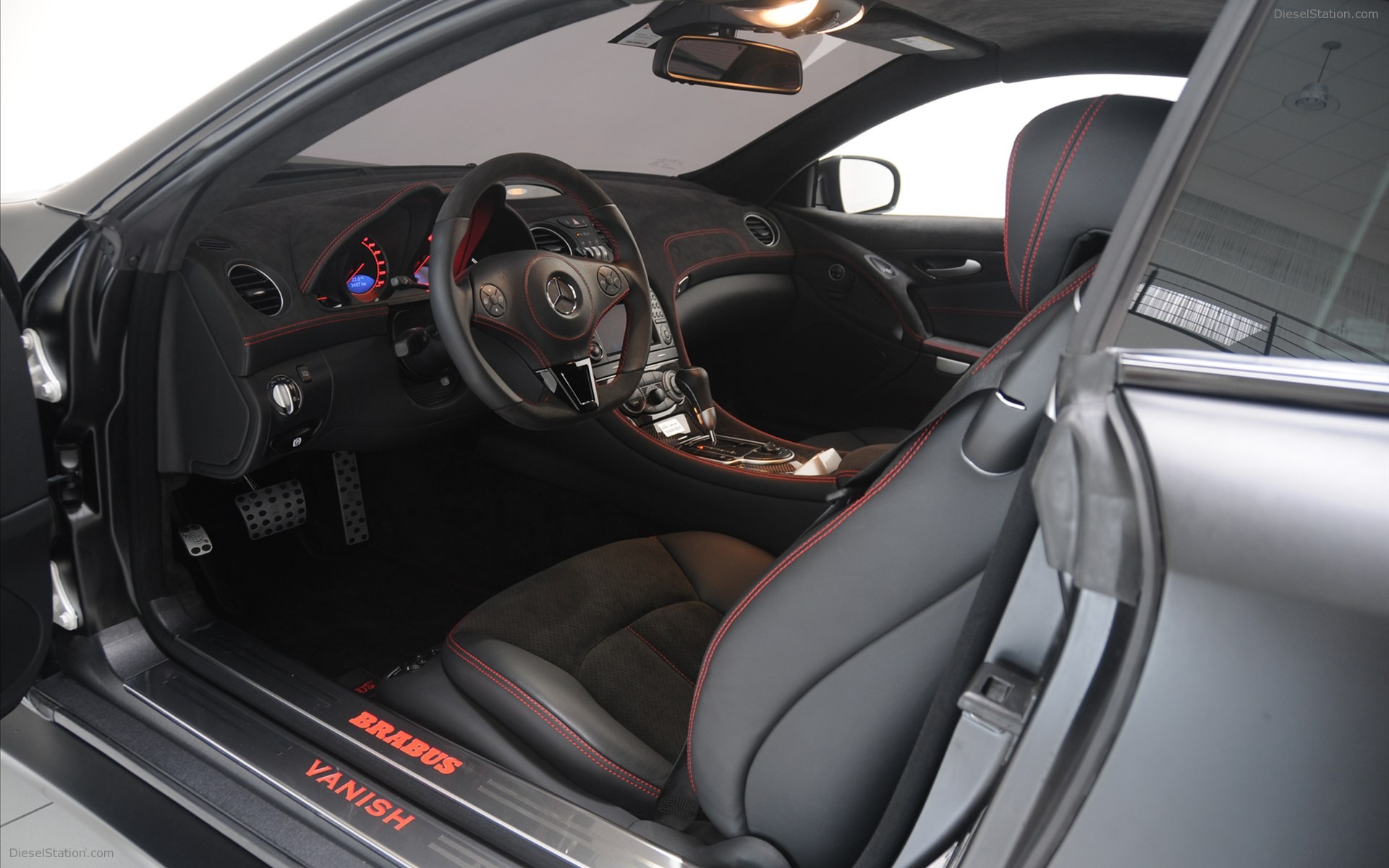 Brabus Mercedes-Benz SL 65 AMG Black Series Brabus Mercedes-Benz SL 65 AMG Black Series