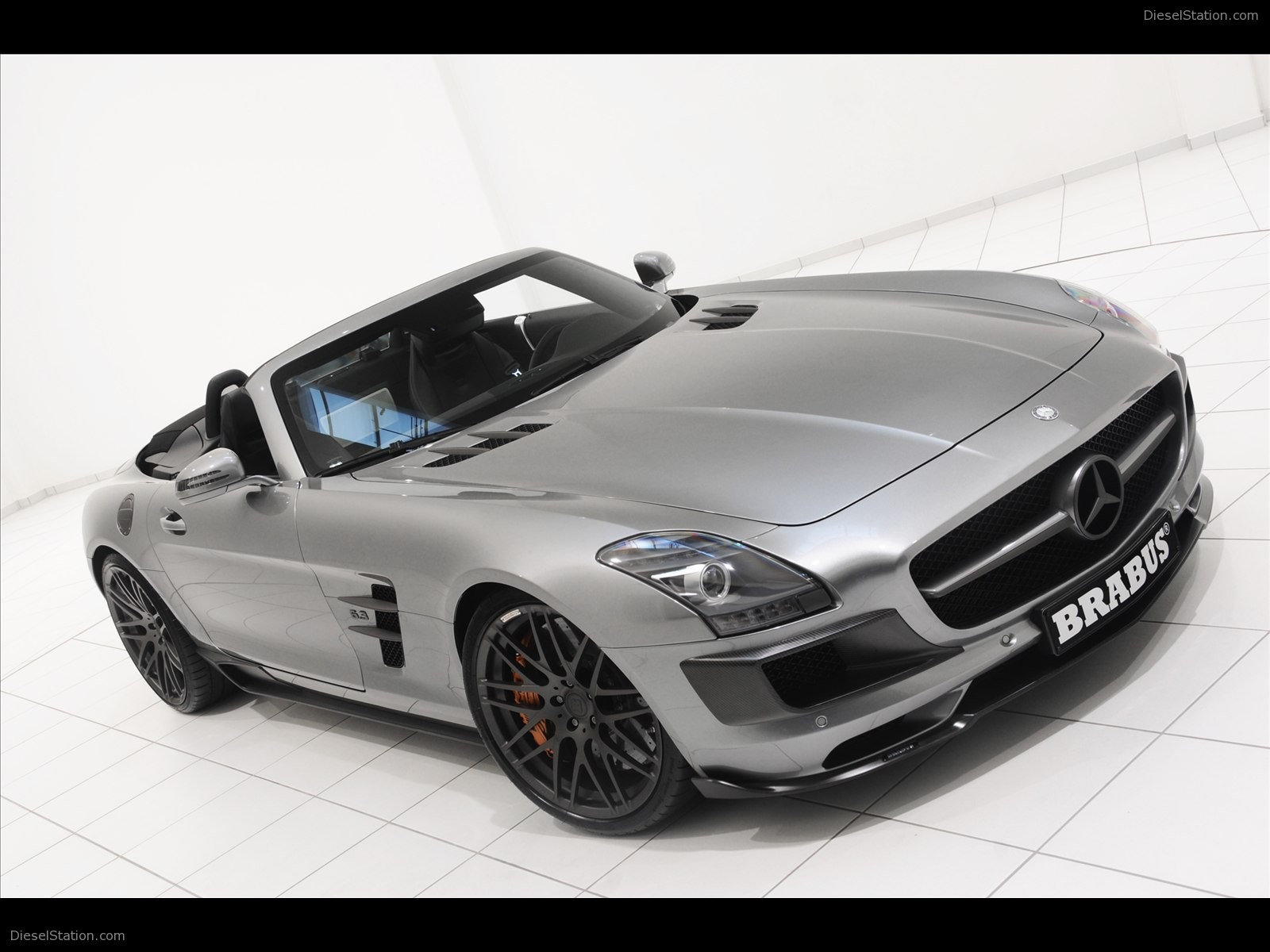 BRABUS  Mercedes SLS AMG Roadster 2012