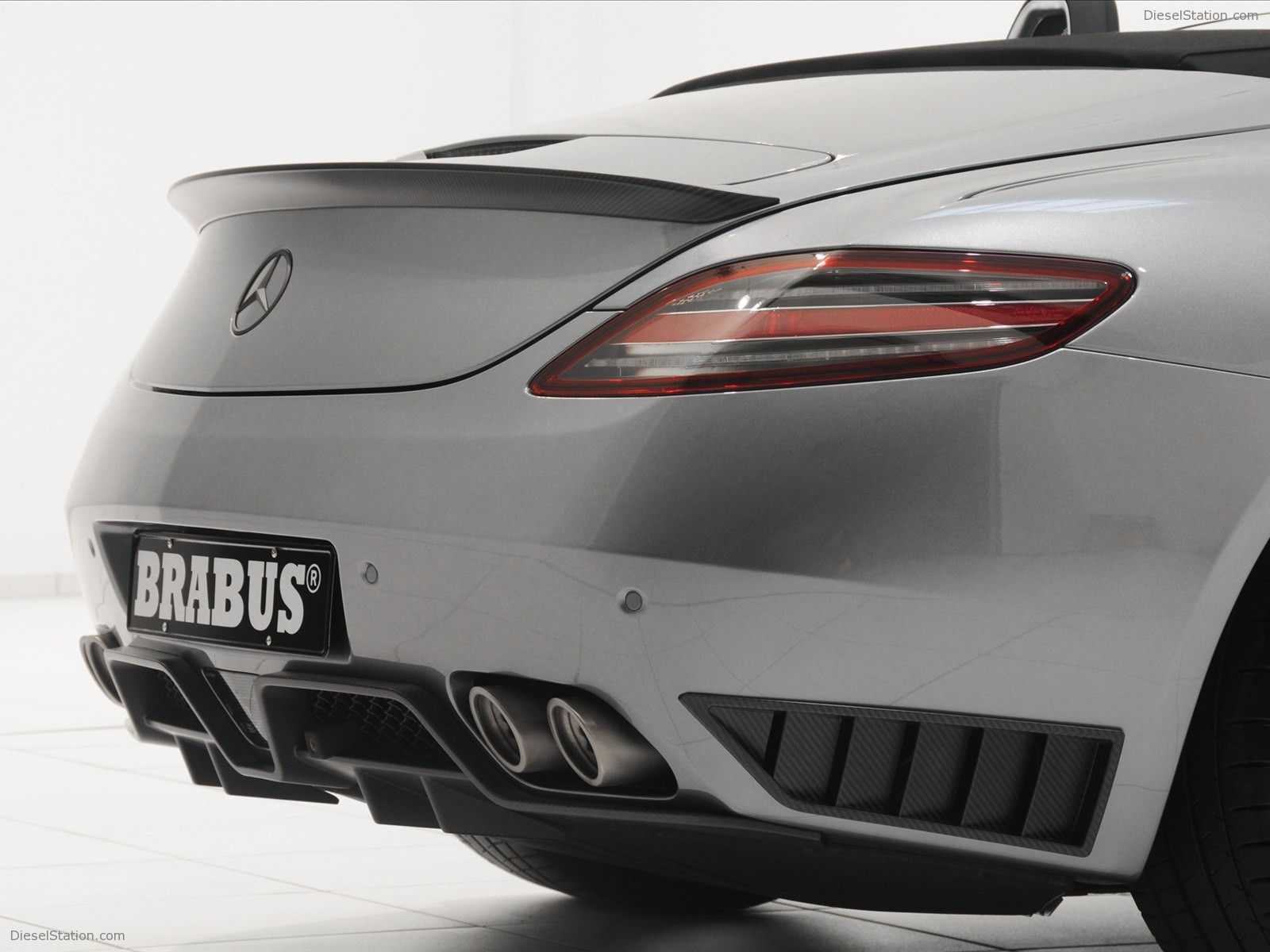 BRABUS  Mercedes SLS AMG Roadster 2012